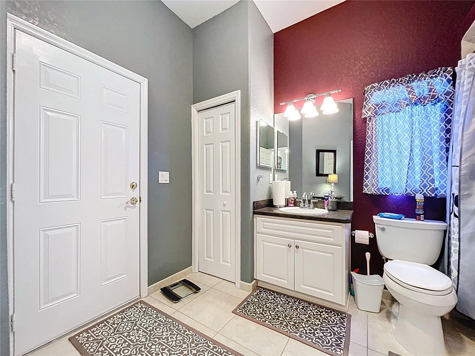 Image 38 of 73 For 7061 Ovenbird Road