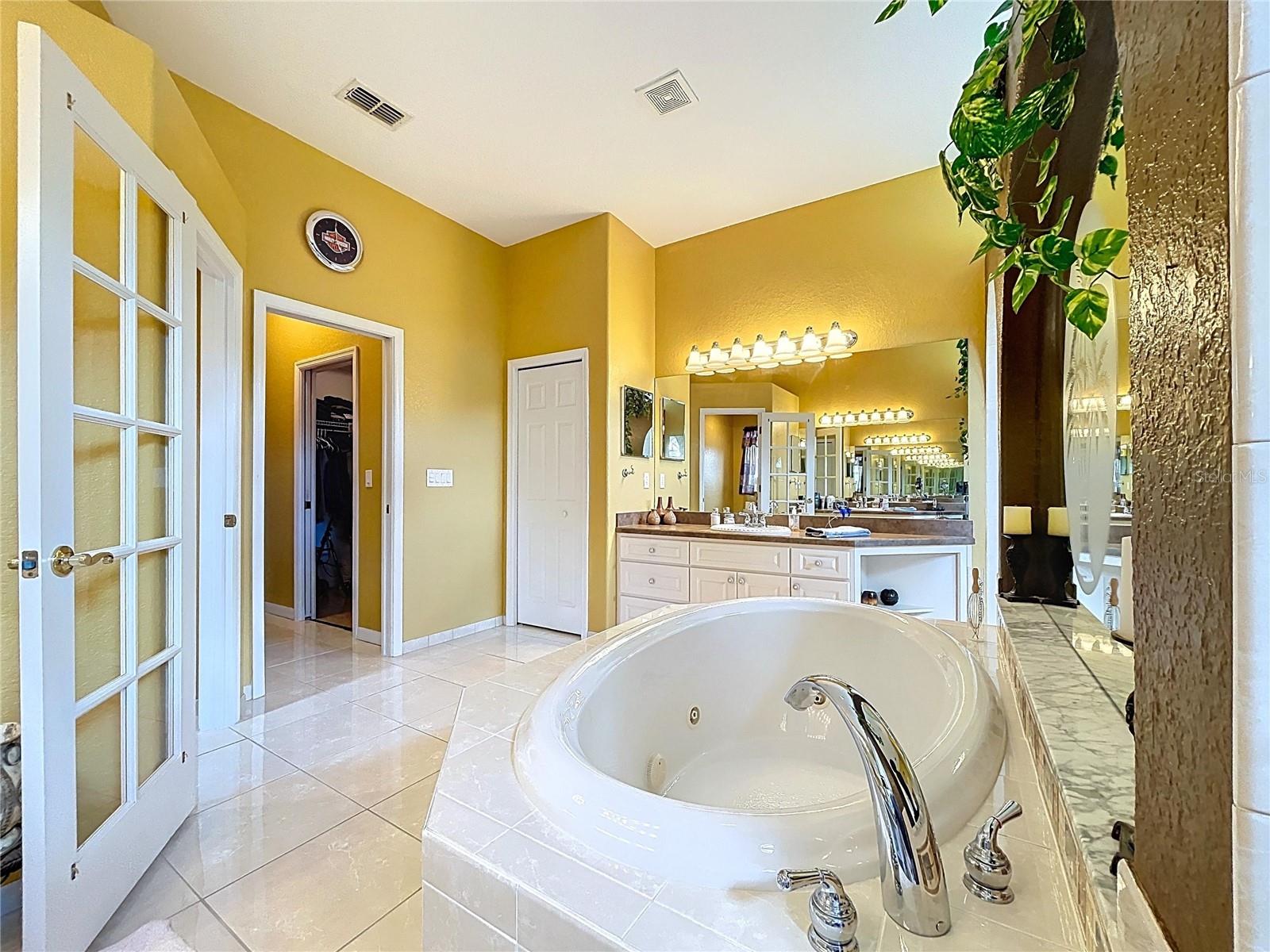 Image 50 of 73 For 7061 Ovenbird Road