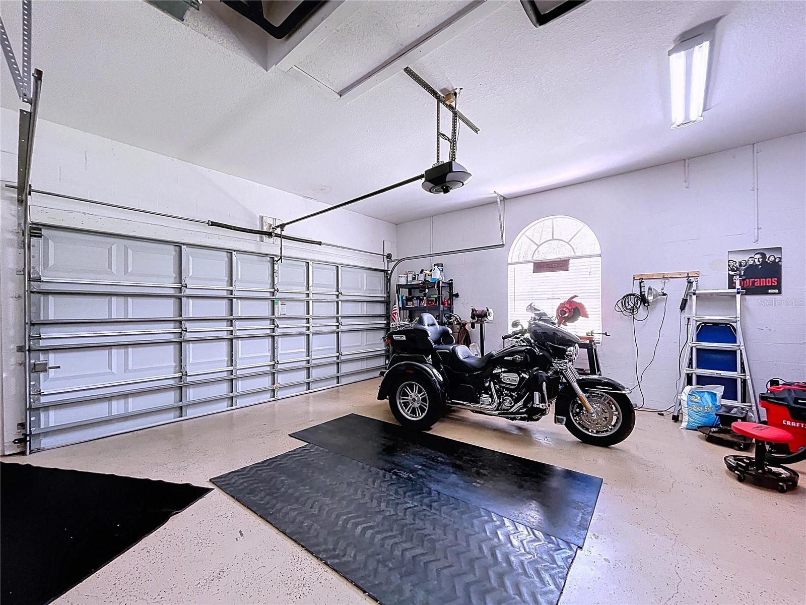 Image 54 of 73 For 7061 Ovenbird Road