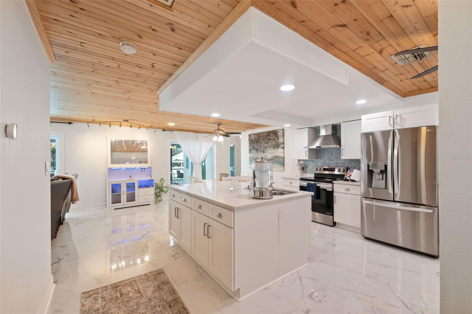Image 34 of 37 For 7711 Hatteras Drive