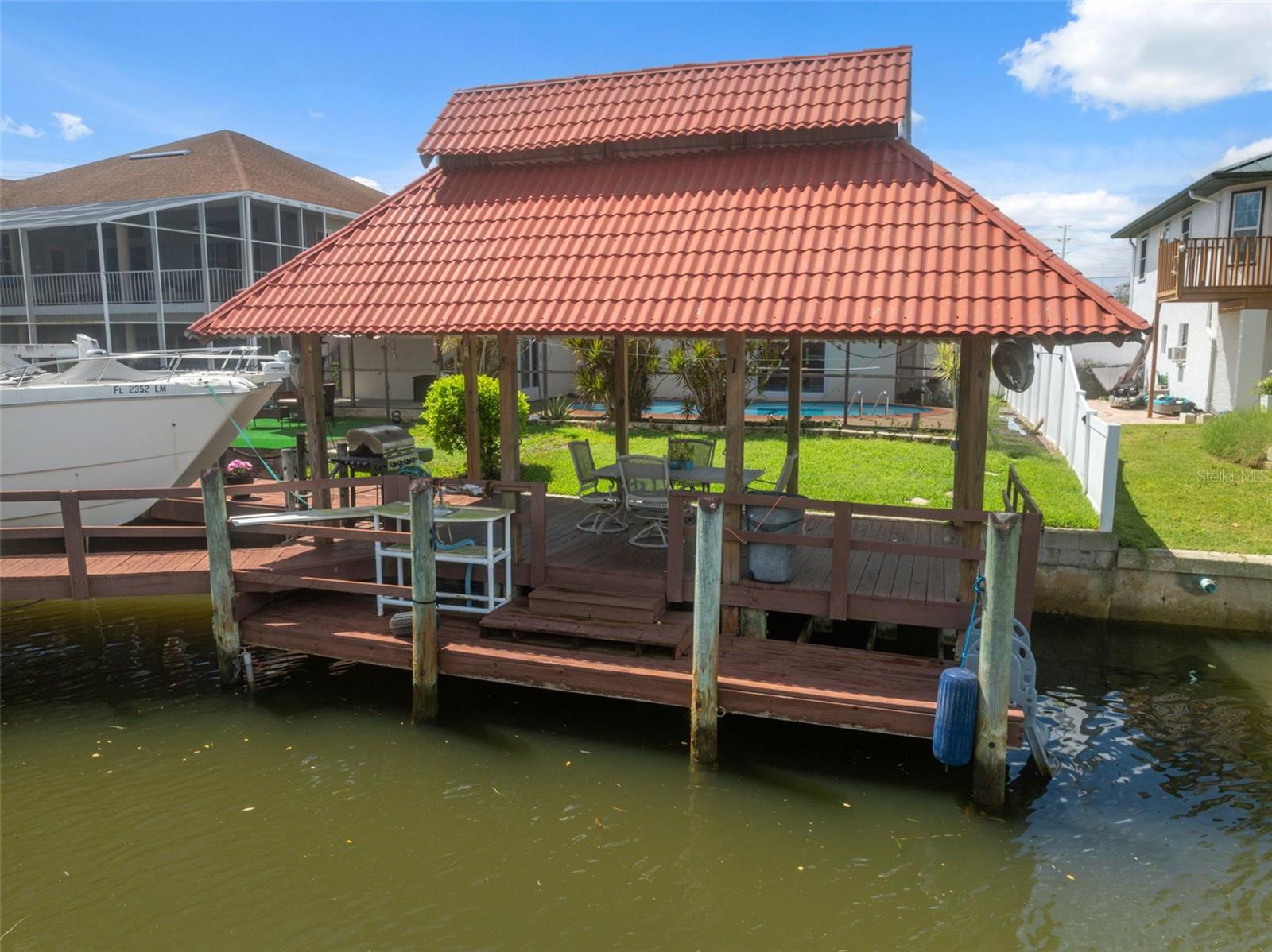 Image 5 of 37 For 7711 Hatteras Drive
