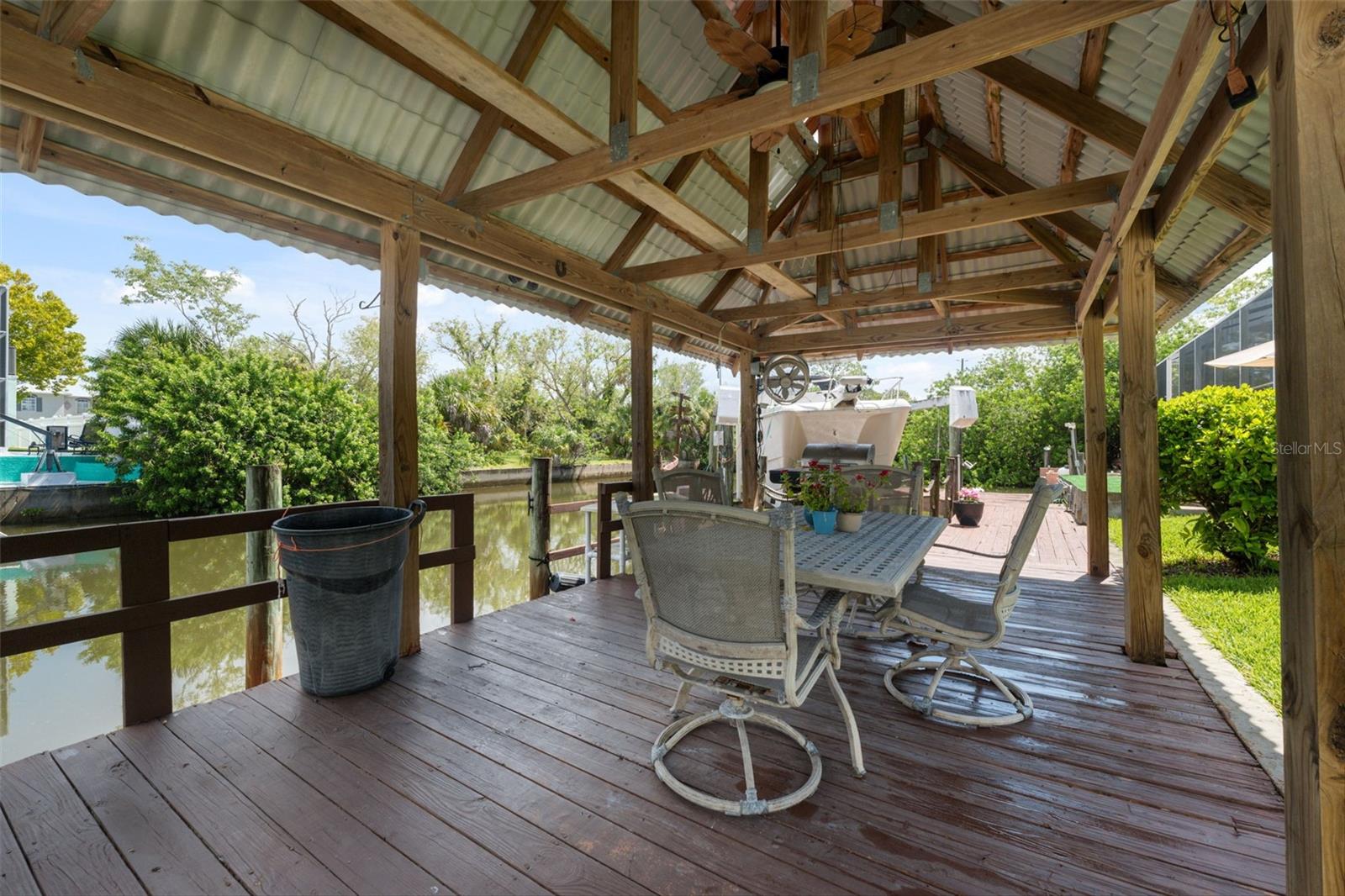Image 6 of 37 For 7711 Hatteras Drive