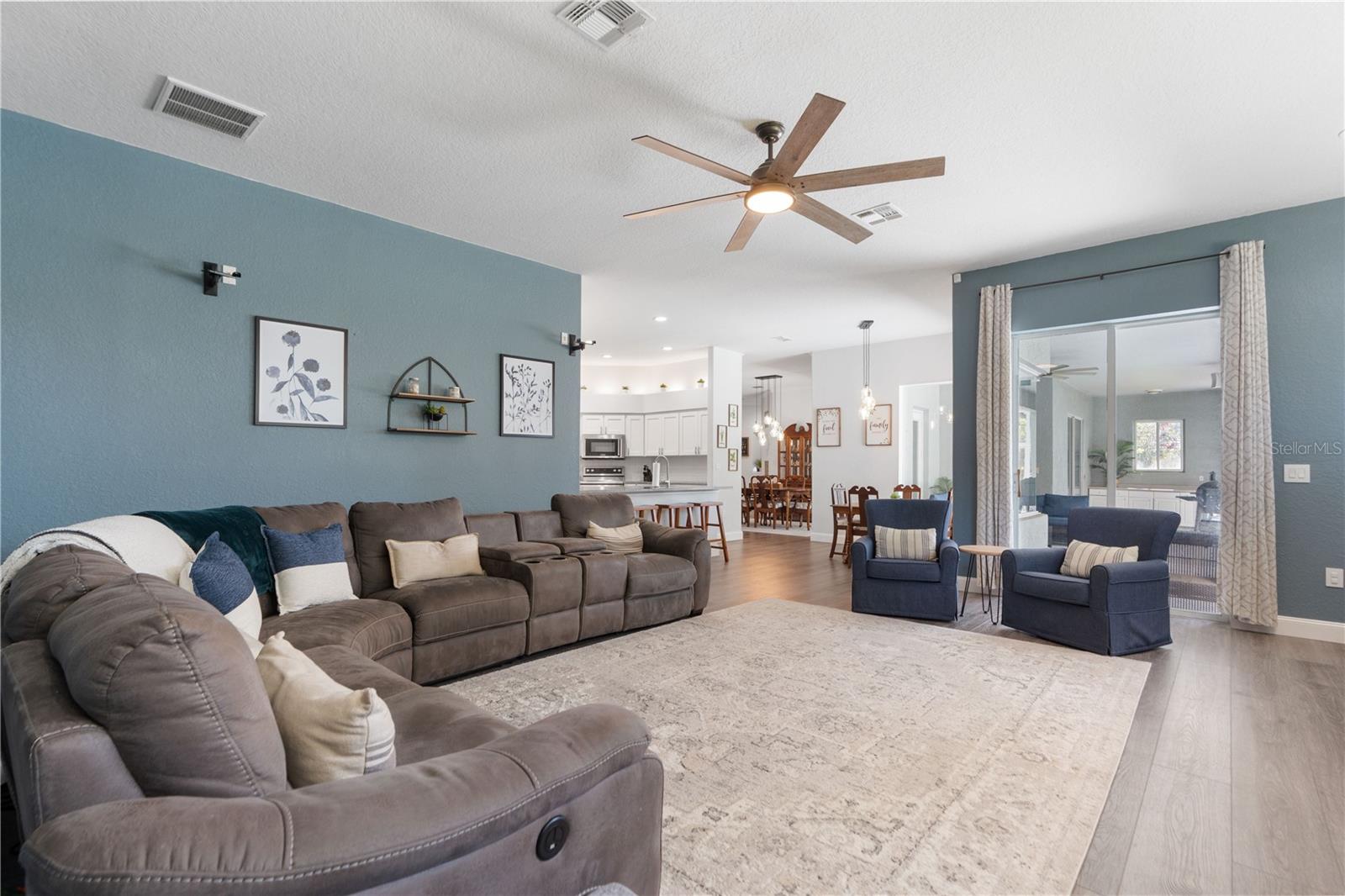Image 15 of 58 For 9491 Tooke Shore Drive