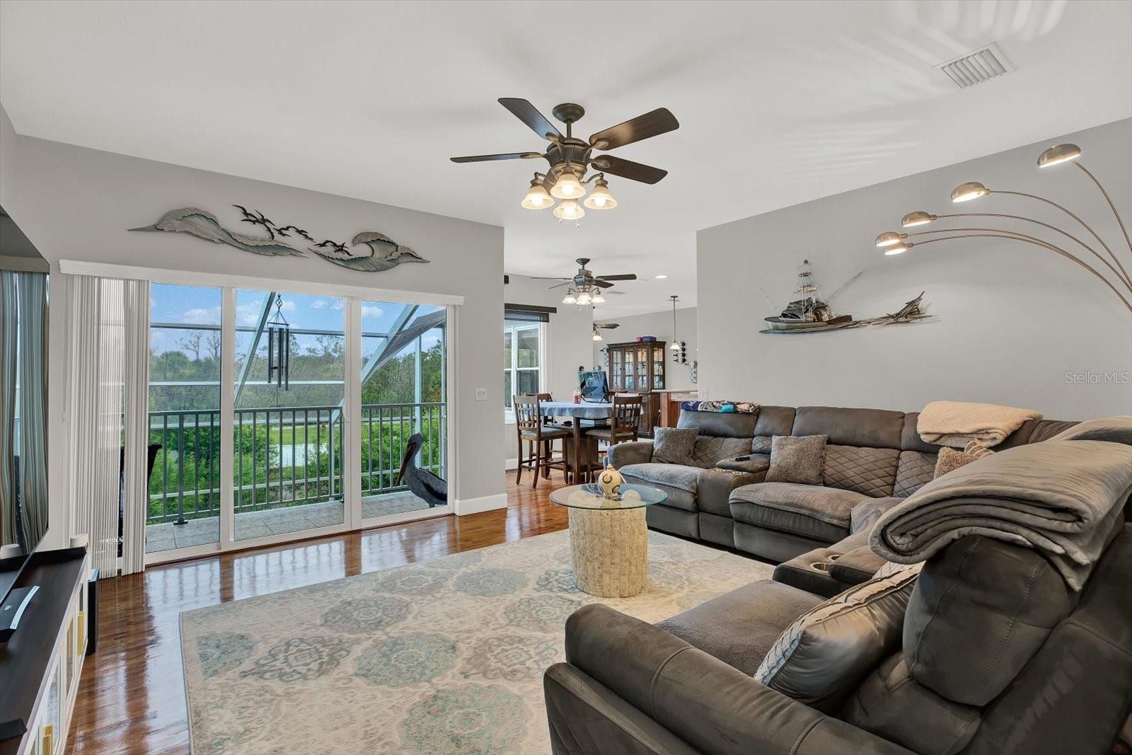 Image 10 of 66 For 5413 Tropical Woods Court