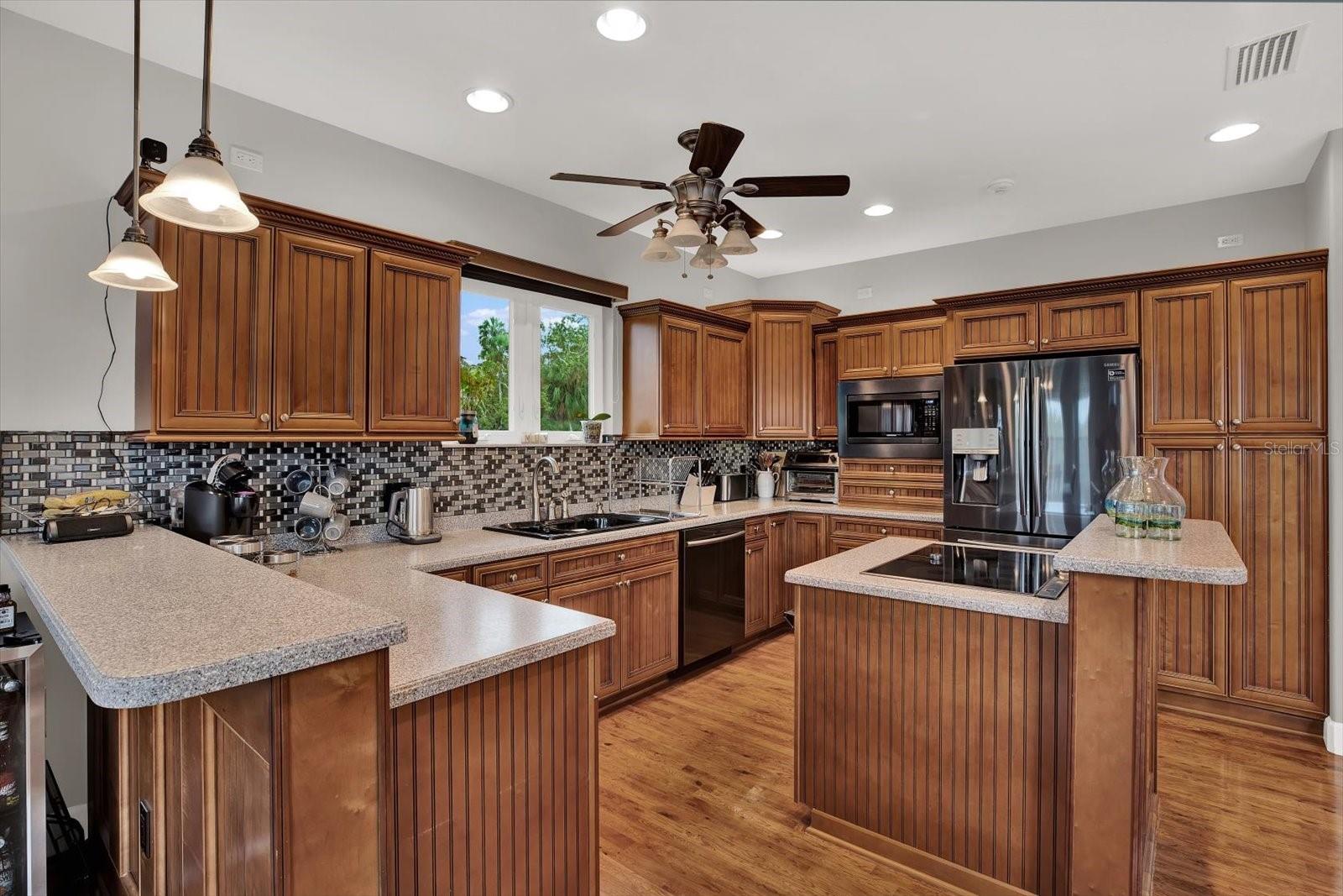 Image 17 of 66 For 5413 Tropical Woods Court