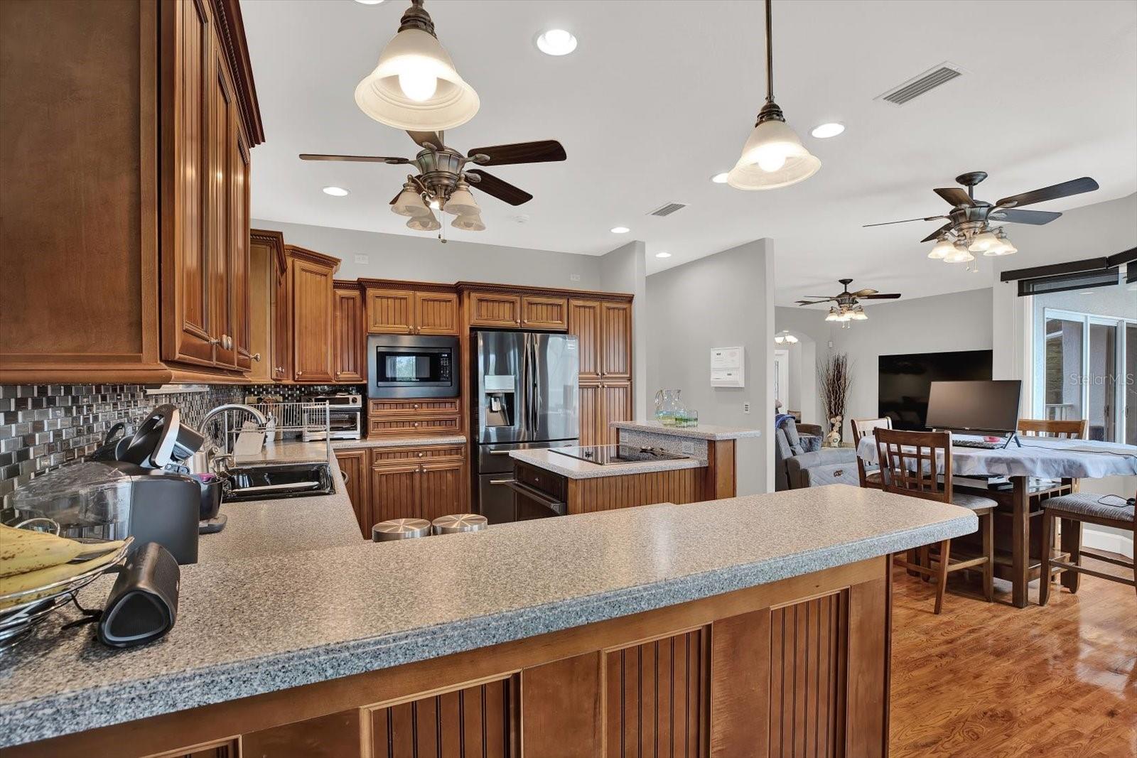 Image 18 of 66 For 5413 Tropical Woods Court
