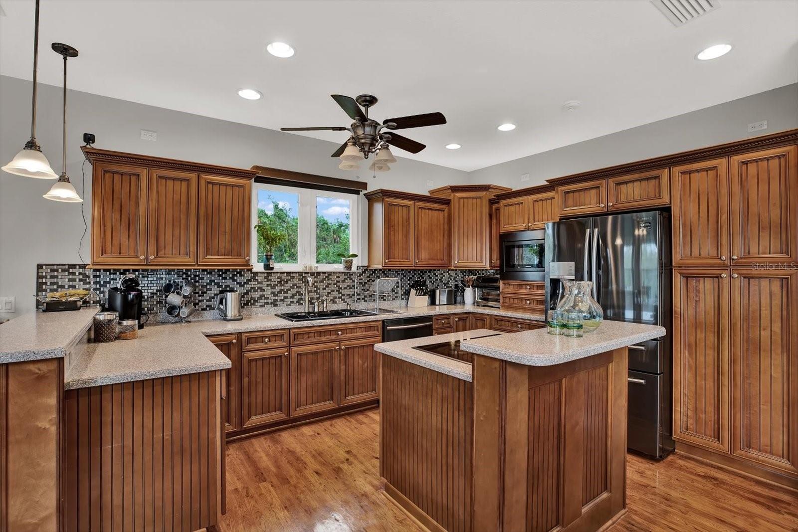 Image 20 of 66 For 5413 Tropical Woods Court
