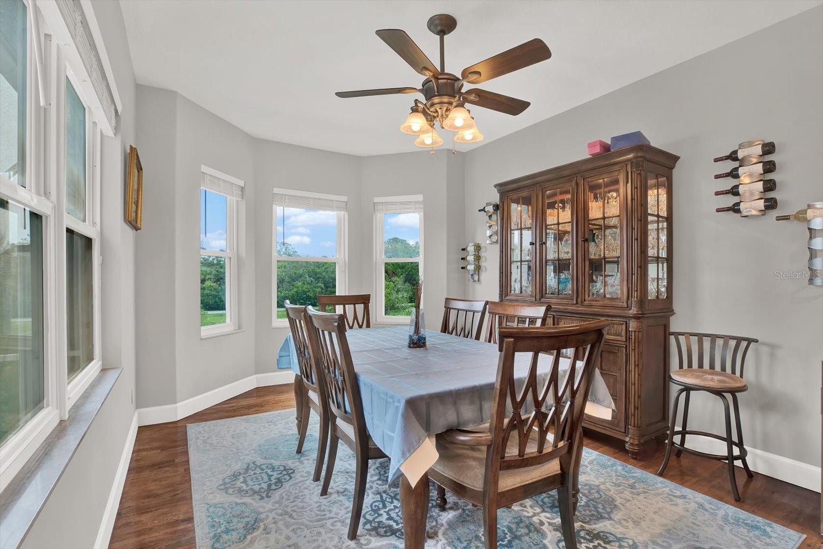 Image 22 of 66 For 5413 Tropical Woods Court