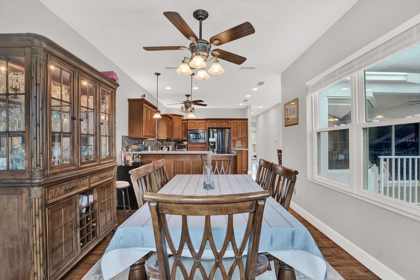 Image 23 of 66 For 5413 Tropical Woods Court