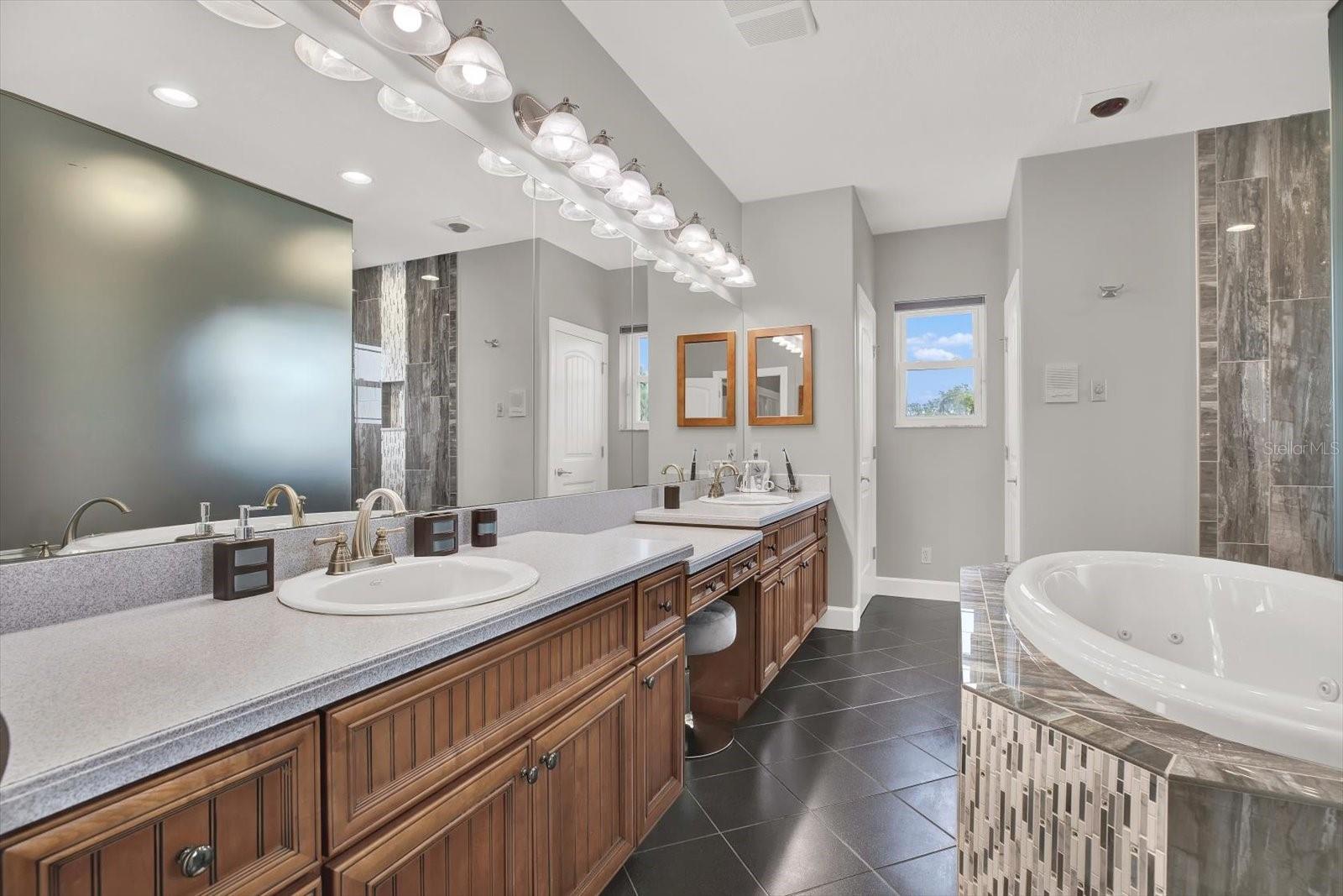 Image 30 of 66 For 5413 Tropical Woods Court