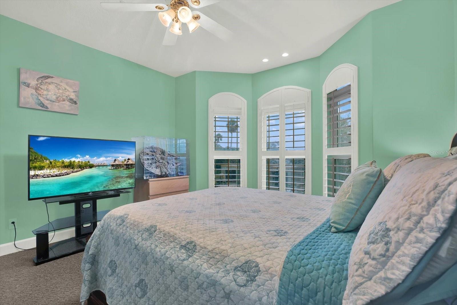 Image 36 of 66 For 5413 Tropical Woods Court
