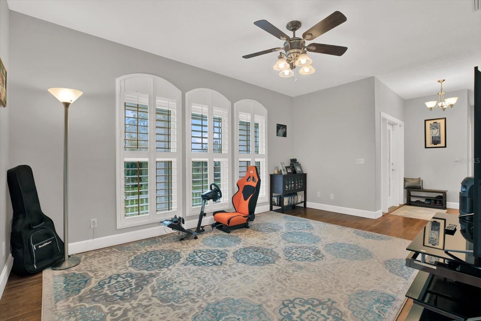 Image 5 of 66 For 5413 Tropical Woods Court
