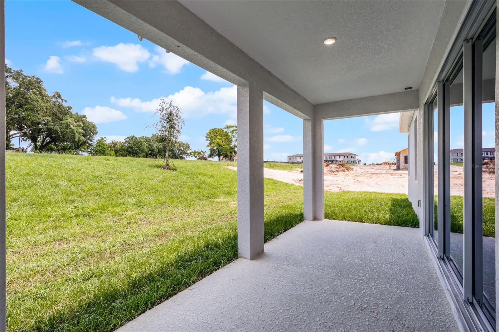 Image 2 of 18 For 802 Emerald Grove Drive