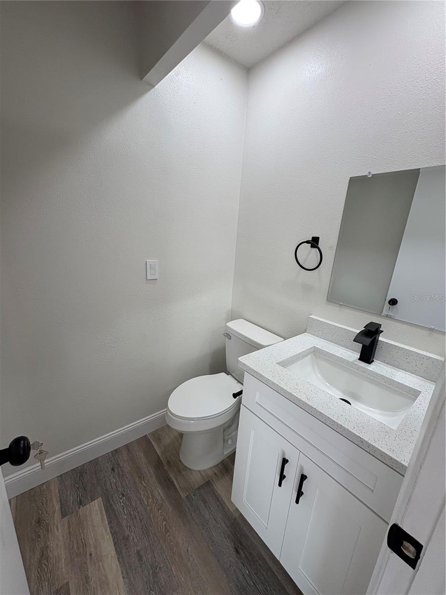 Image 4 of 11 For 11031 Spoonbill Road