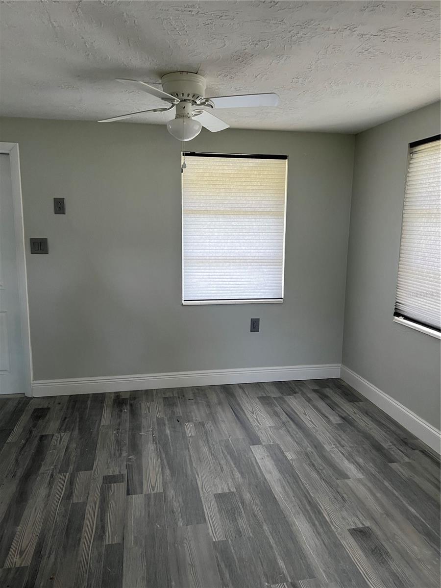 Image 3 of 10 For 5627 Wyoming Avenue