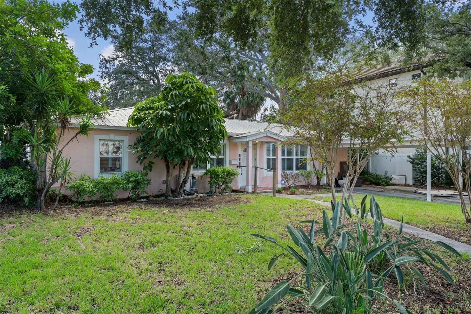Image 6 of 48 For 3616 Omar Avenue