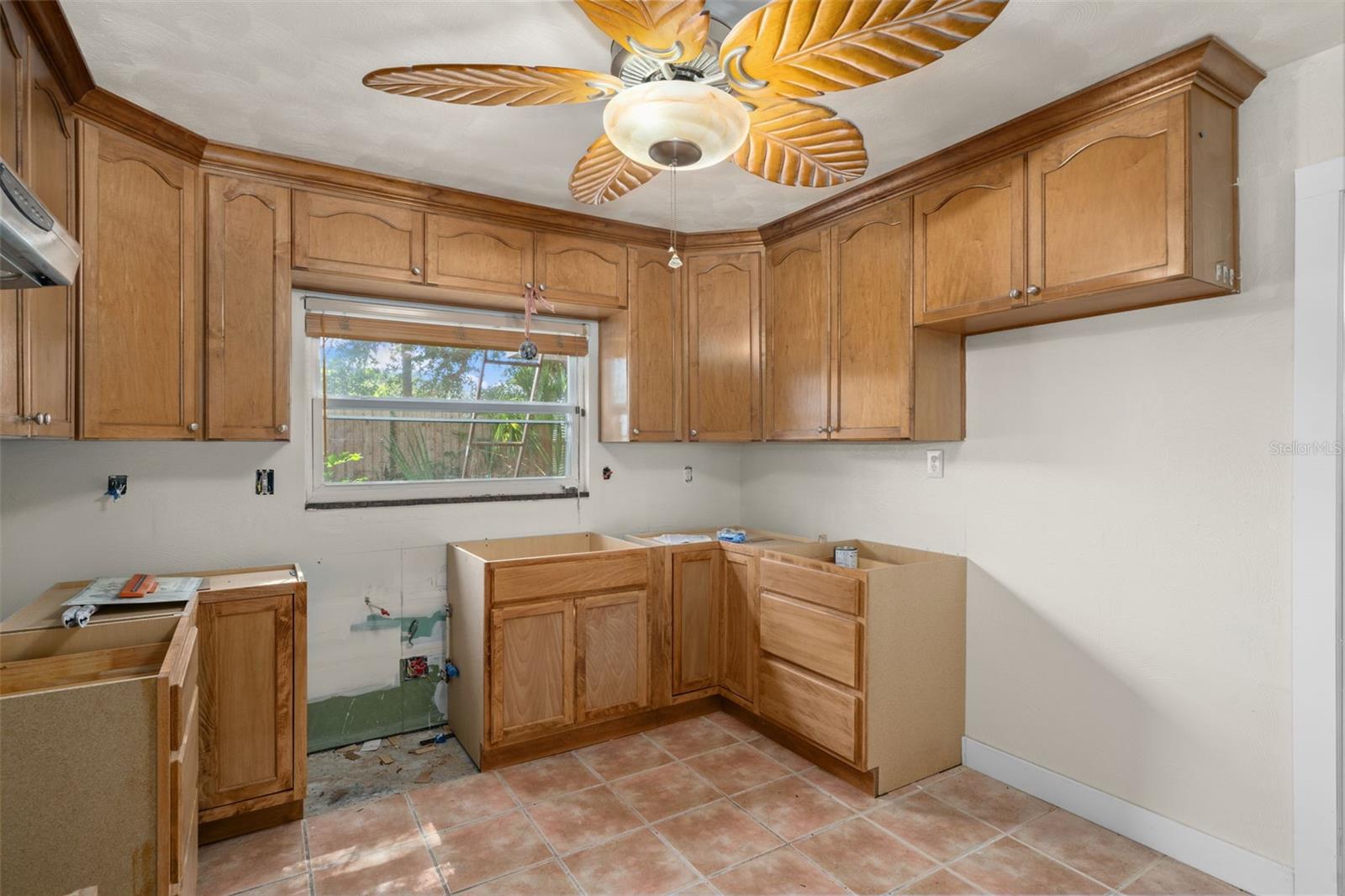 Image 8 of 48 For 3616 Omar Avenue