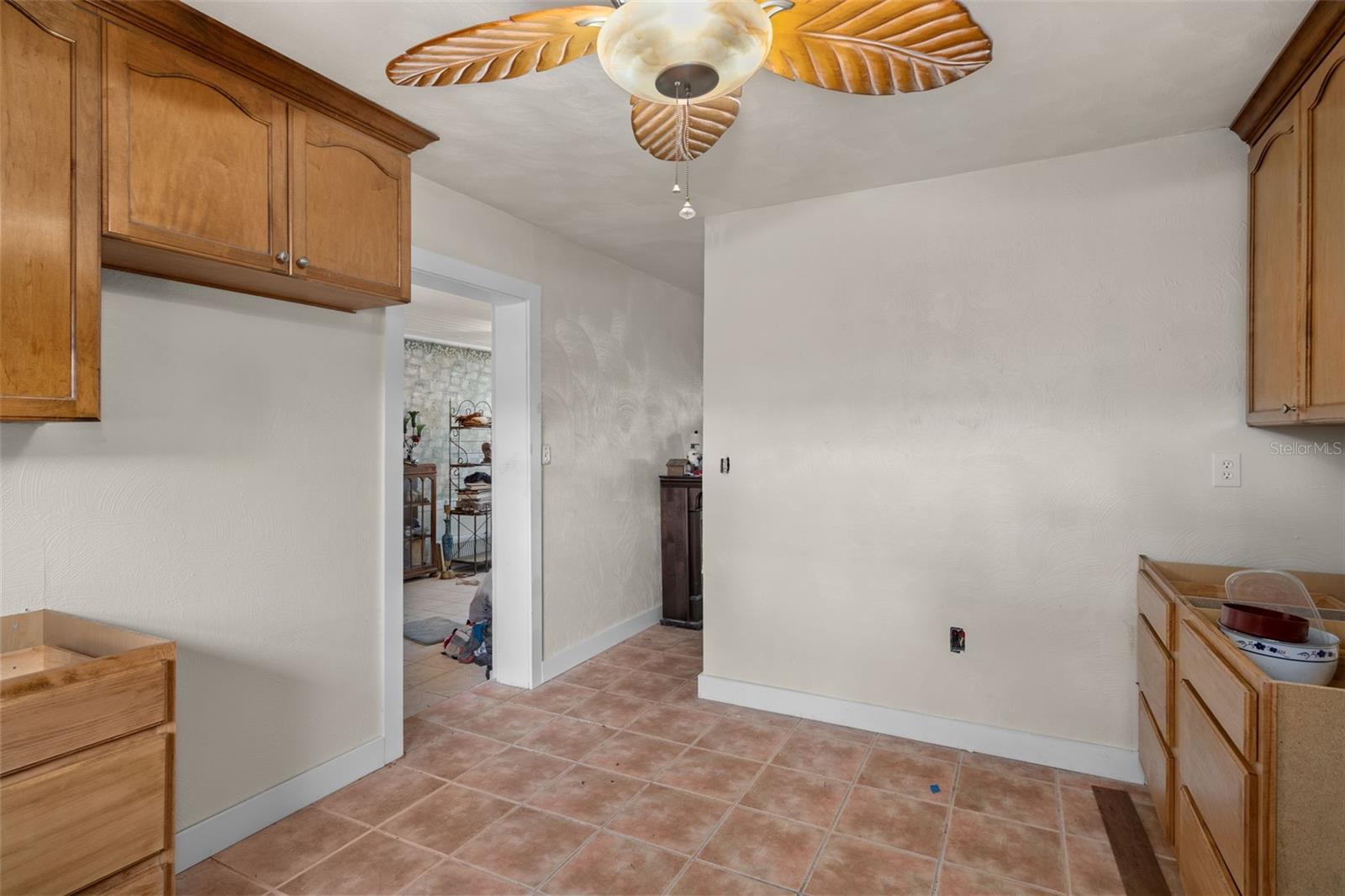 Image 9 of 48 For 3616 Omar Avenue