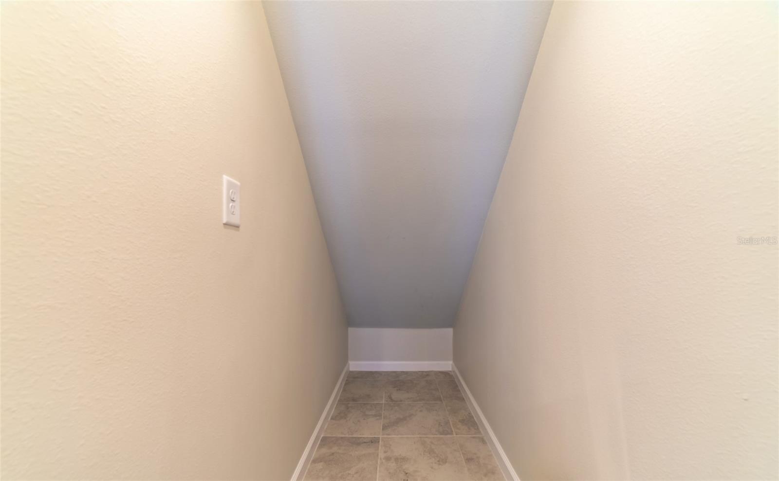 Image 5 of 29 For 14893 Promenade Parkway