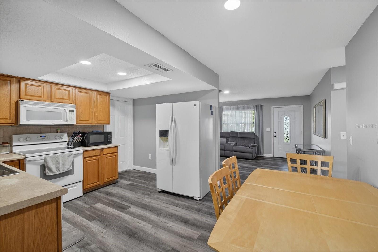 Image 13 of 36 For 9021 Glen Moor Lane