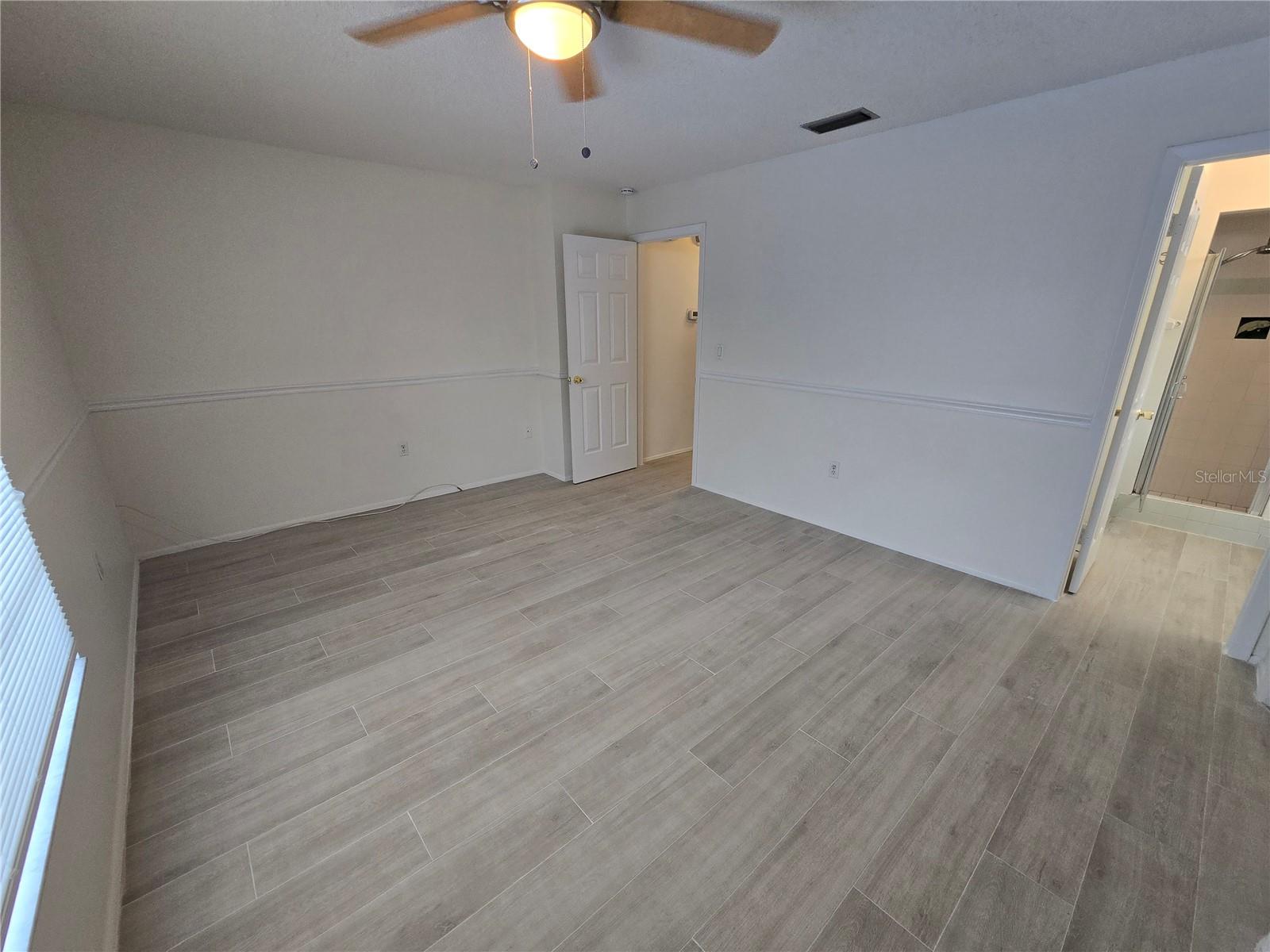 Image 14 of 27 For 11127 Peppertree Lane