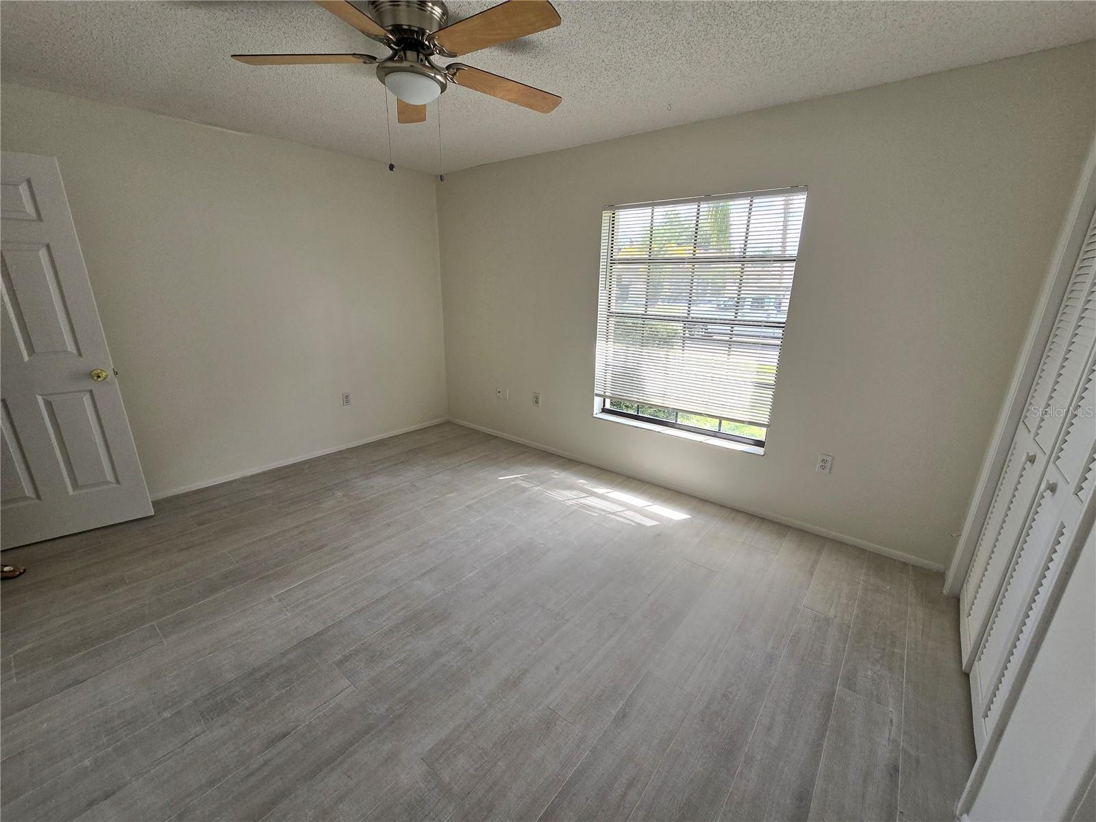 Image 15 of 27 For 11127 Peppertree Lane
