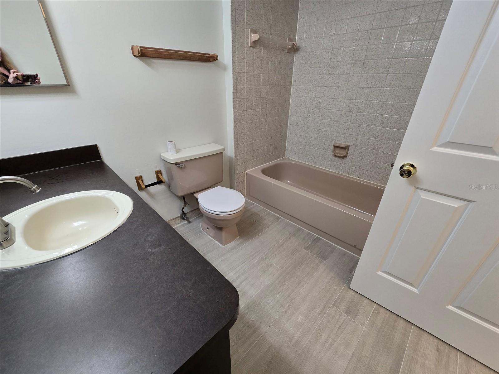 Image 19 of 27 For 11127 Peppertree Lane