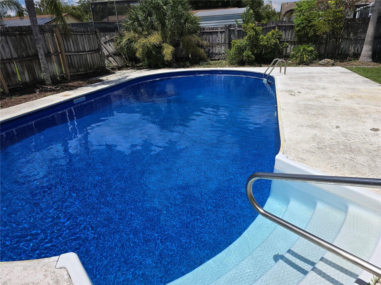 Image 3 of 27 For 11127 Peppertree Lane