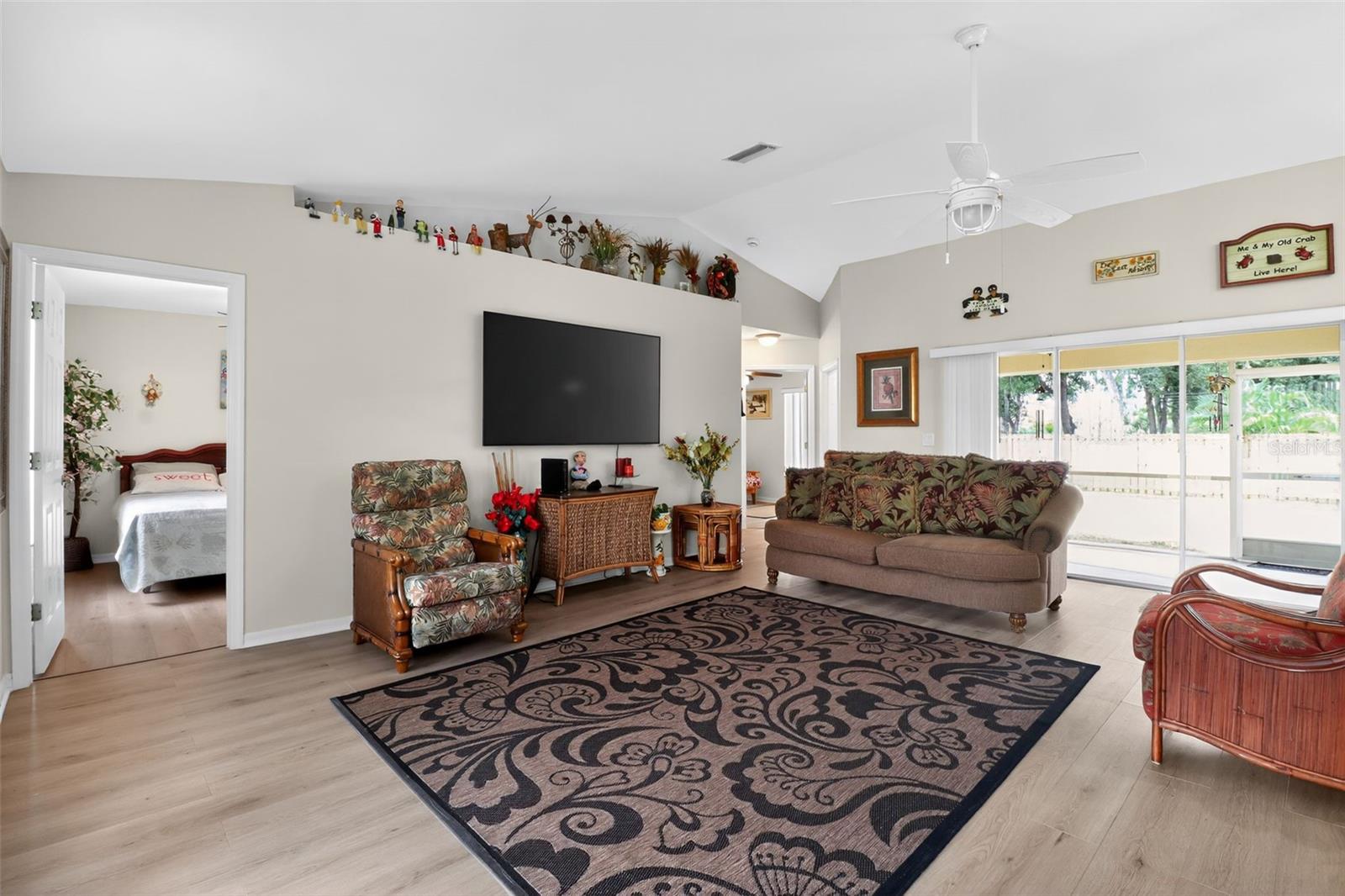 Image 11 of 30 For 1449 Guttenburg Road