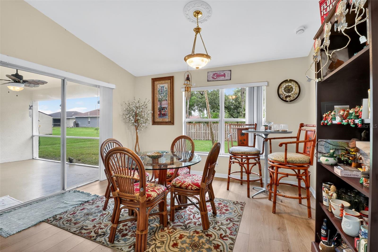 Image 23 of 30 For 1449 Guttenburg Road