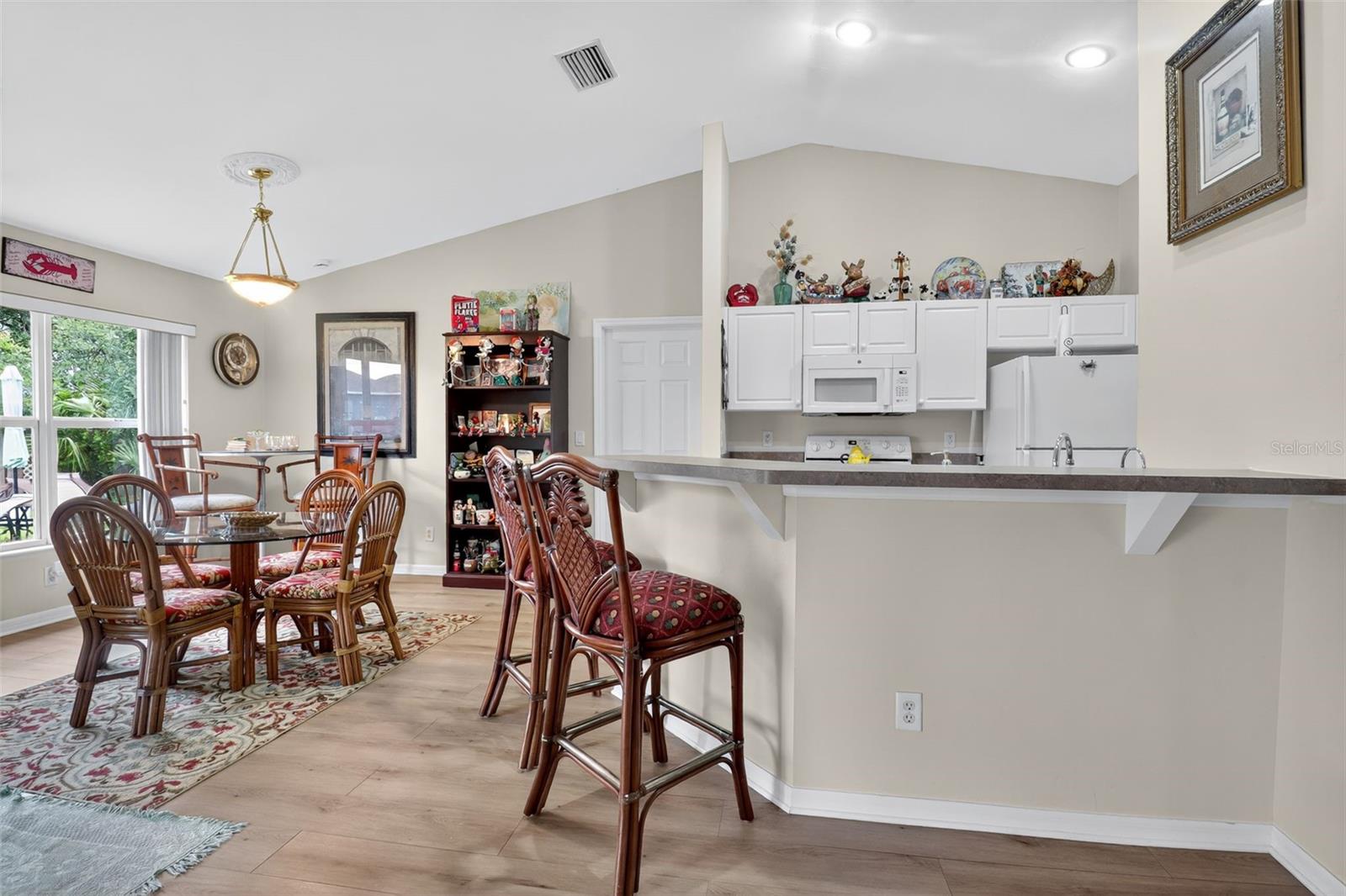 Image 24 of 30 For 1449 Guttenburg Road