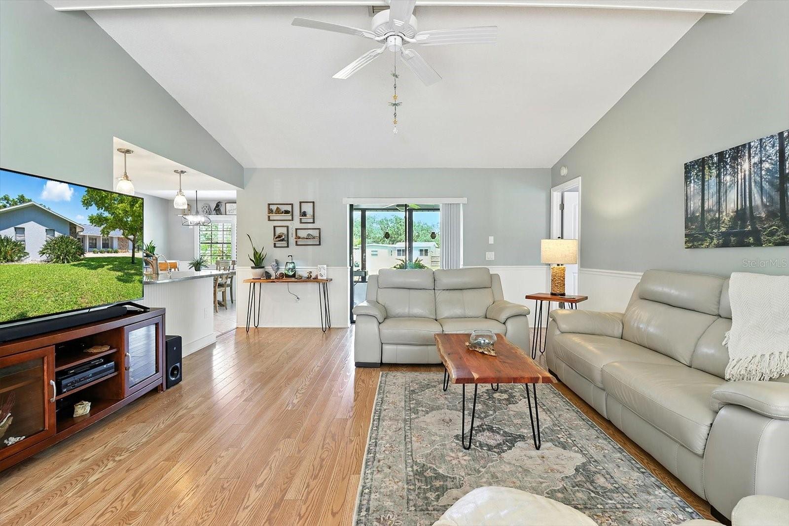 Image 15 of 41 For 5829 Corkwood Court