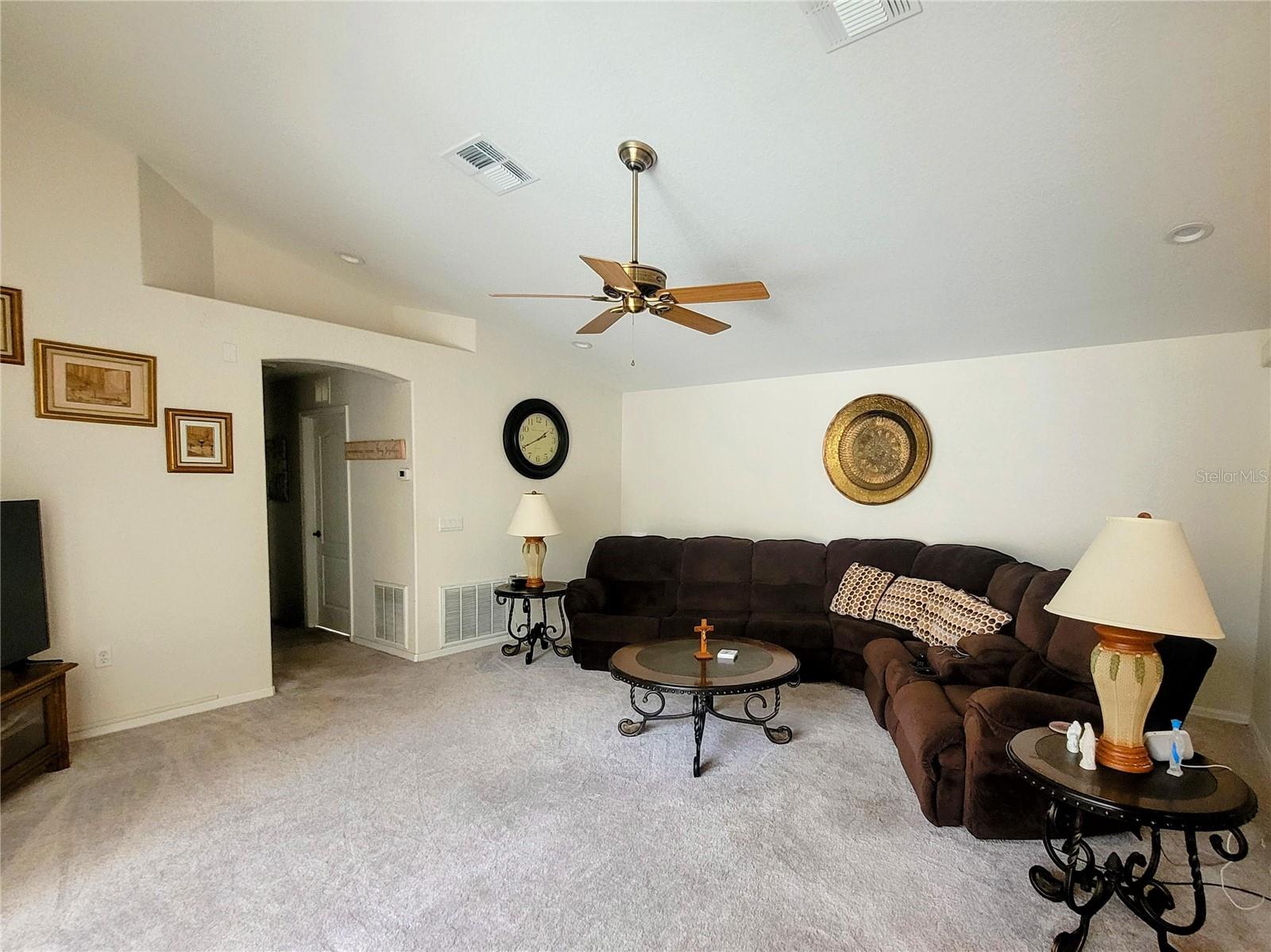 Image 13 of 39 For 376 Royal Palm Way