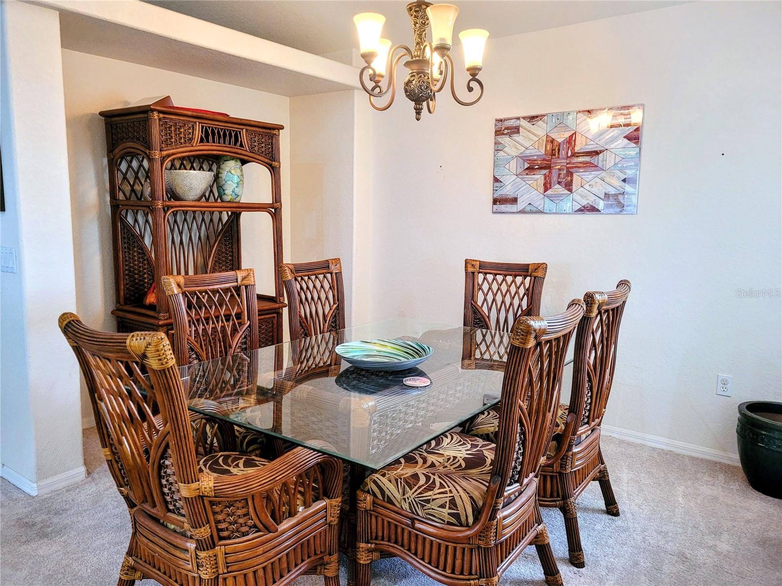 Image 7 of 39 For 376 Royal Palm Way