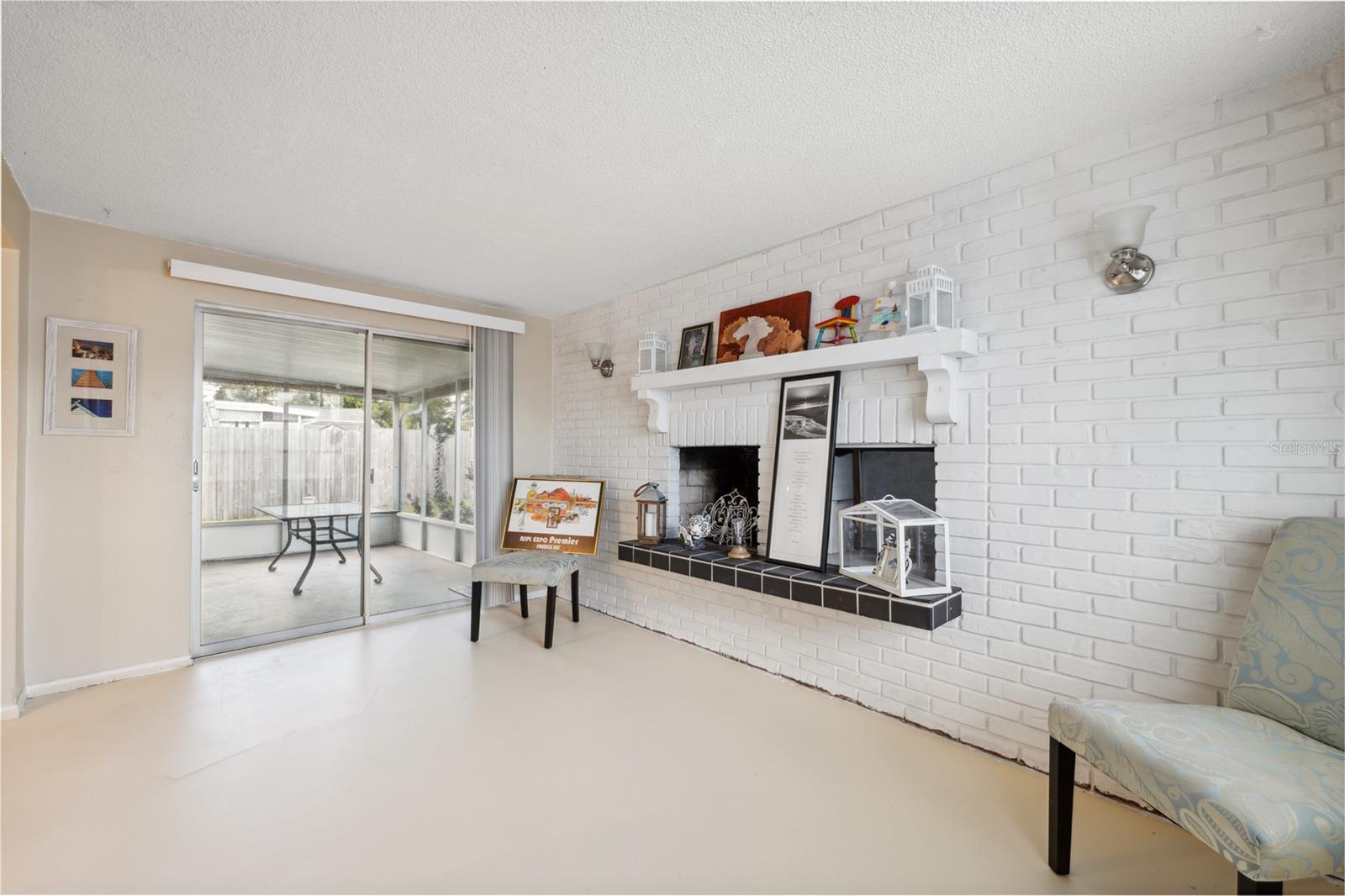 Image 18 of 27 For 3534 Devonshire Drive