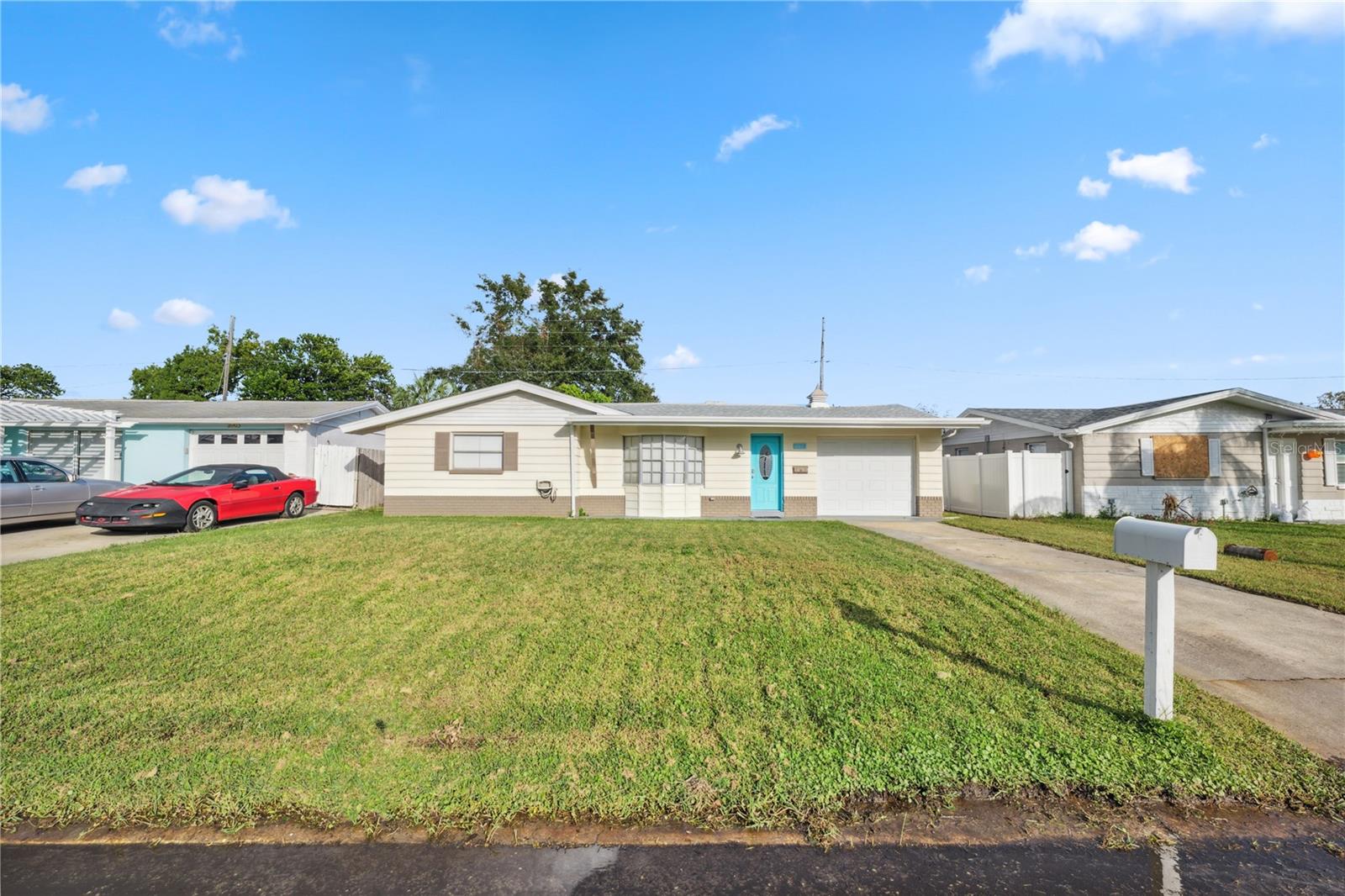 Image 4 of 27 For 3534 Devonshire Drive