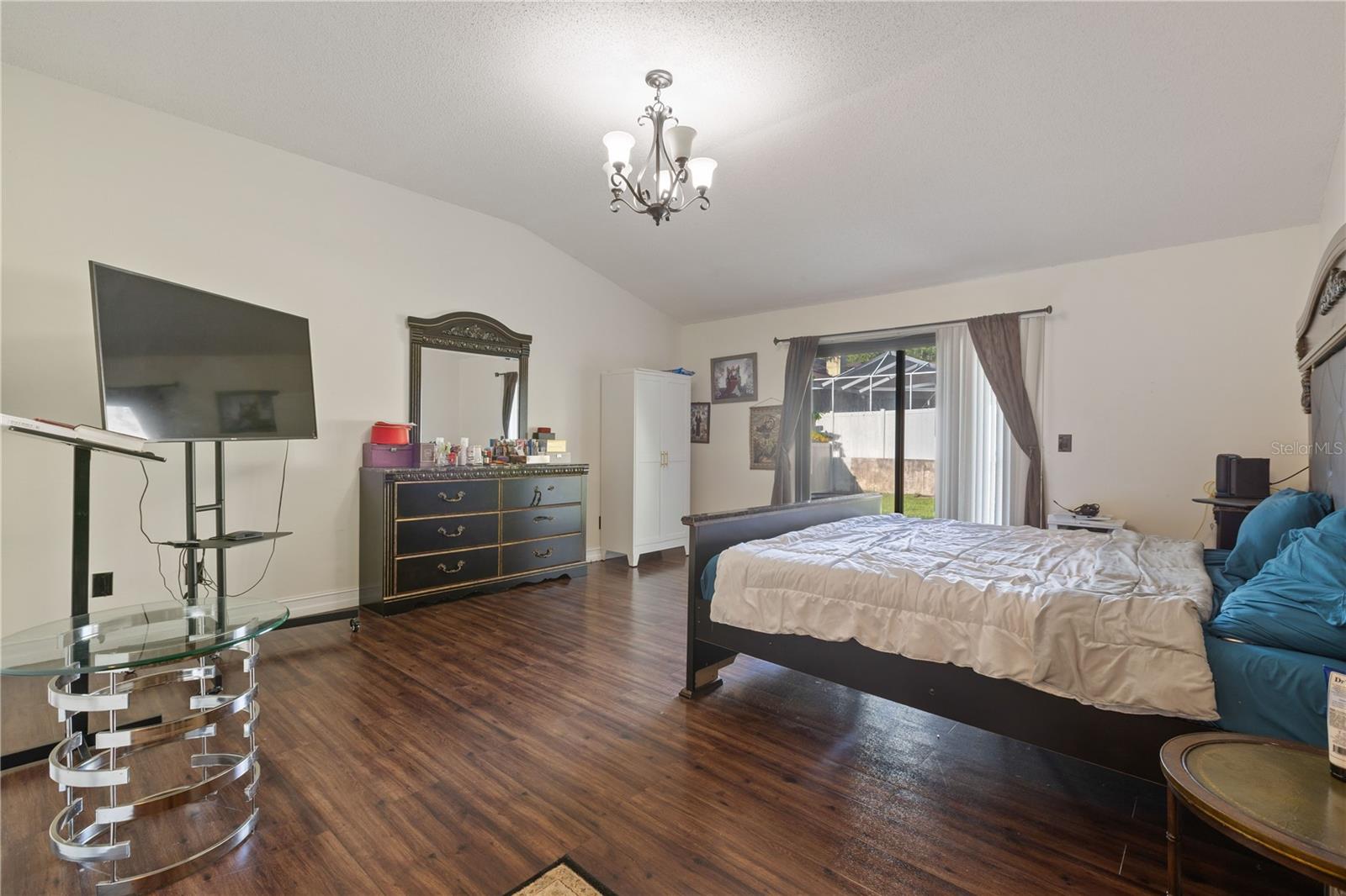 Listing photo id 14 for 5506 Redhawk Drive