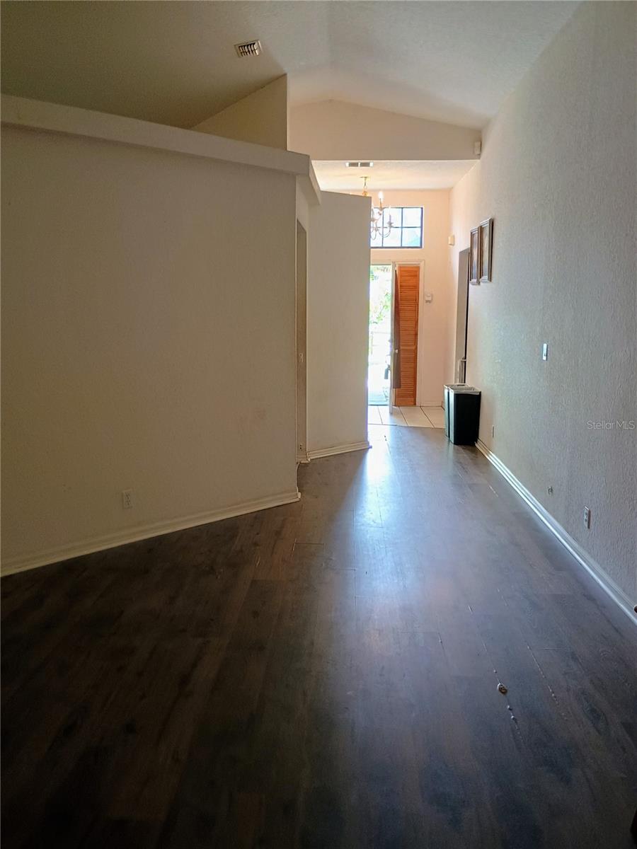 Image 4 of 31 For 8977 Lake Drive