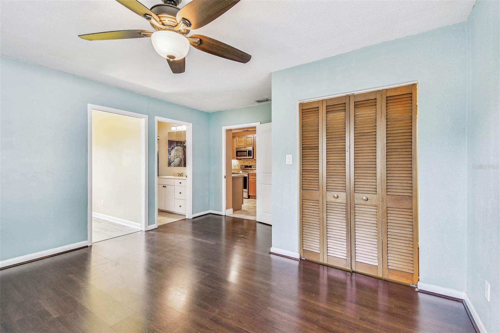Image 12 of 47 For 5500 30th Avenue N