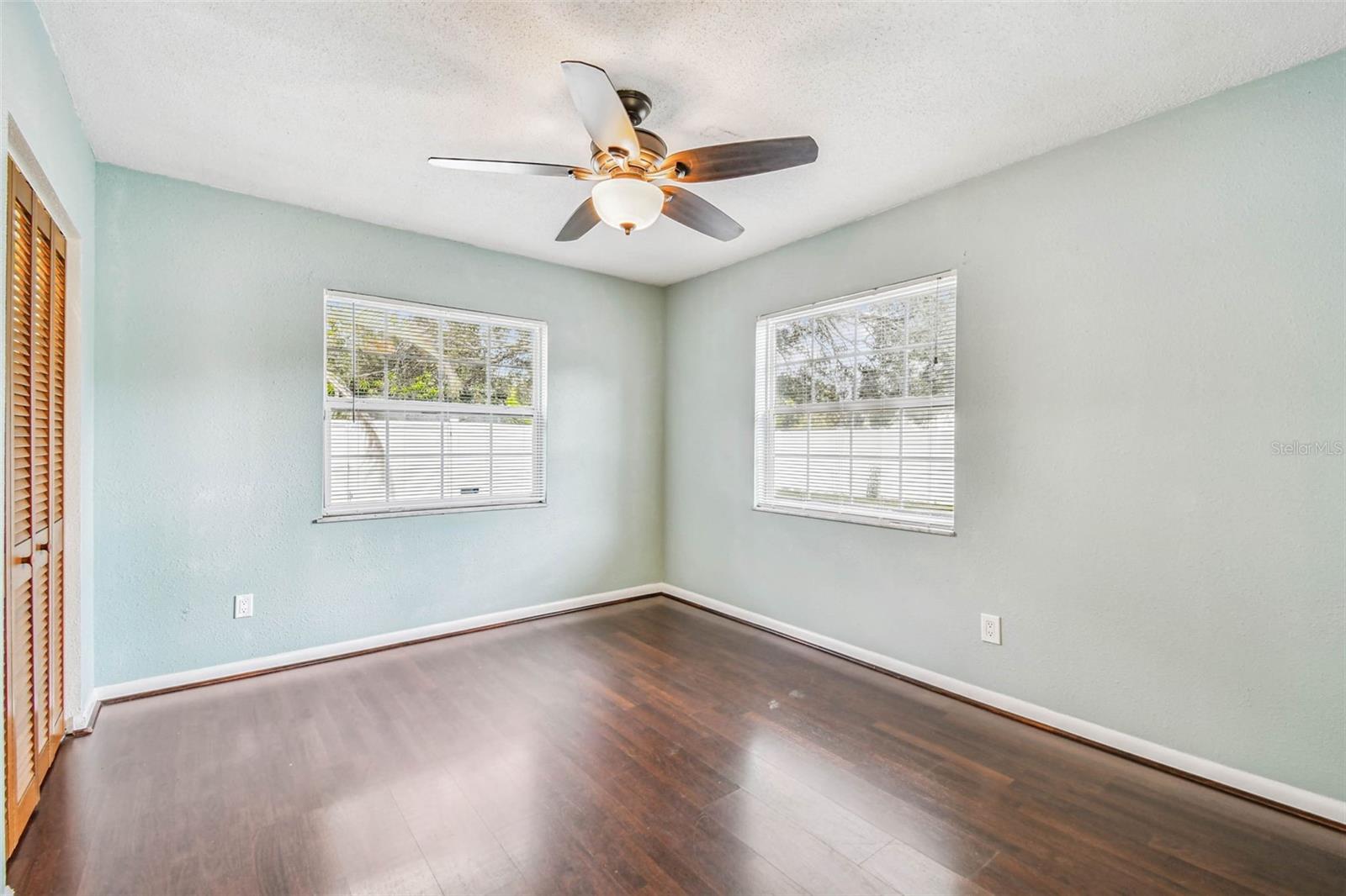 Image 14 of 47 For 5500 30th Avenue N