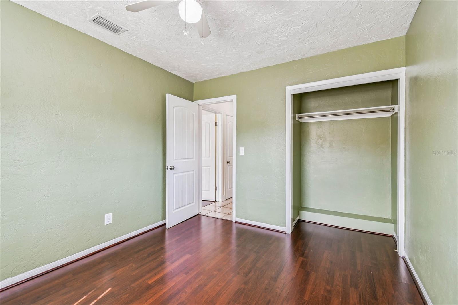 Image 27 of 47 For 5500 30th Avenue N