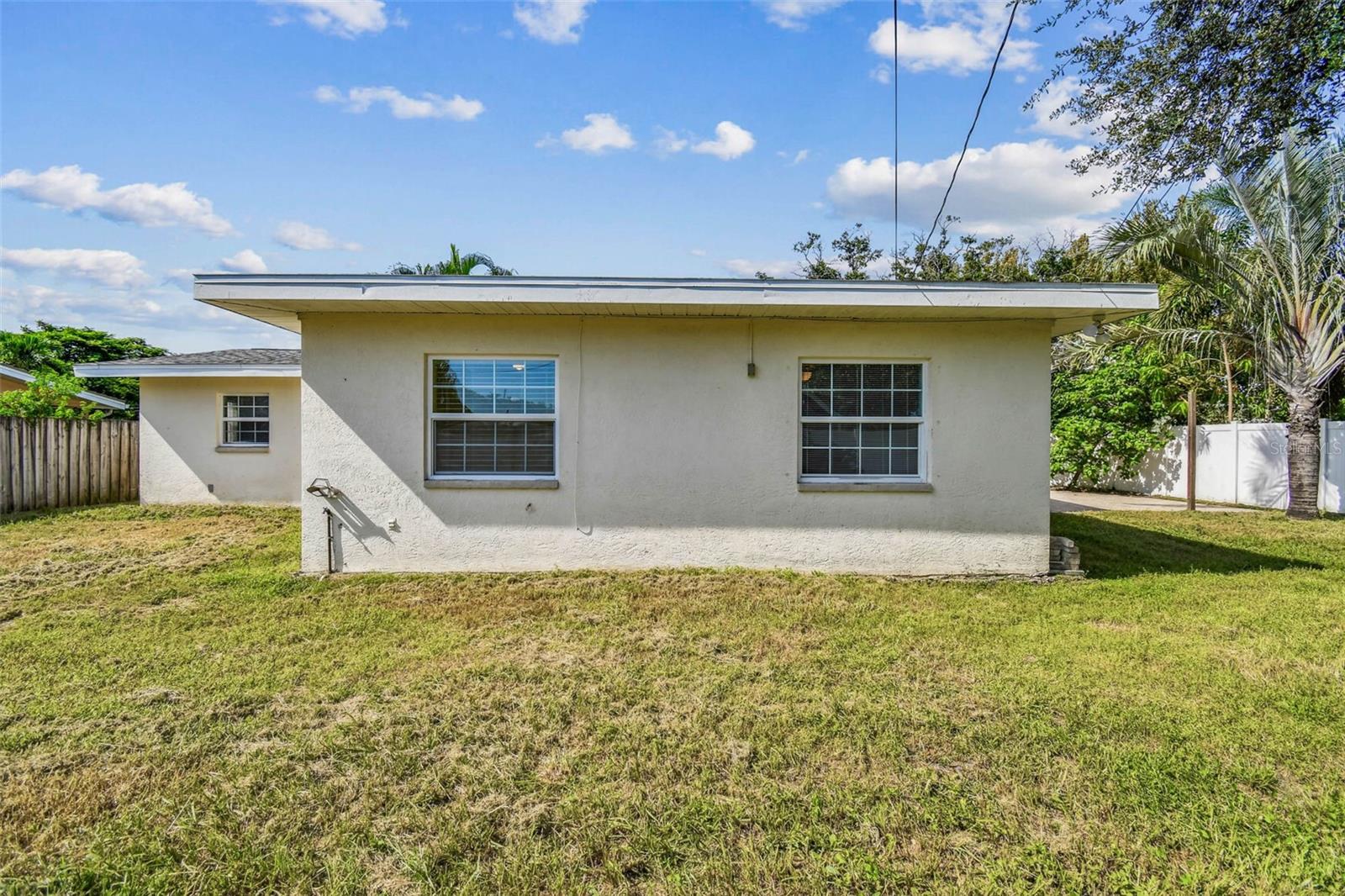 Image 37 of 47 For 5500 30th Avenue N
