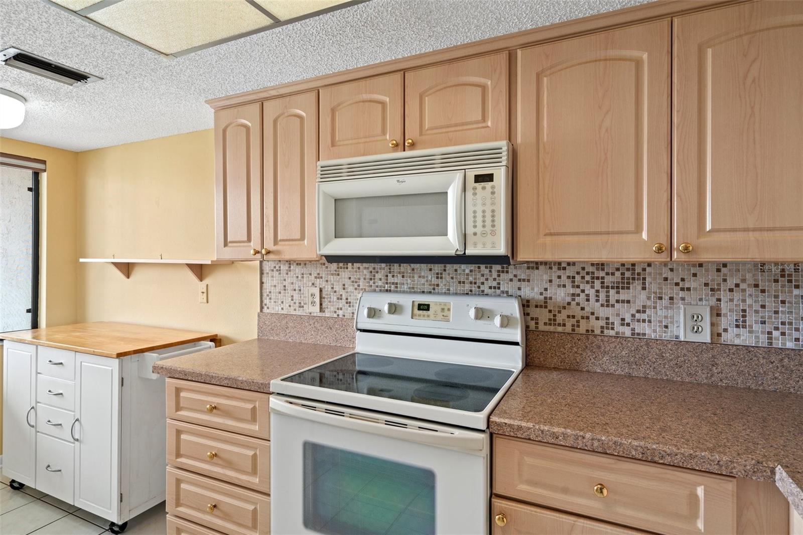 Image 17 of 56 For 8150 Brent Street 732