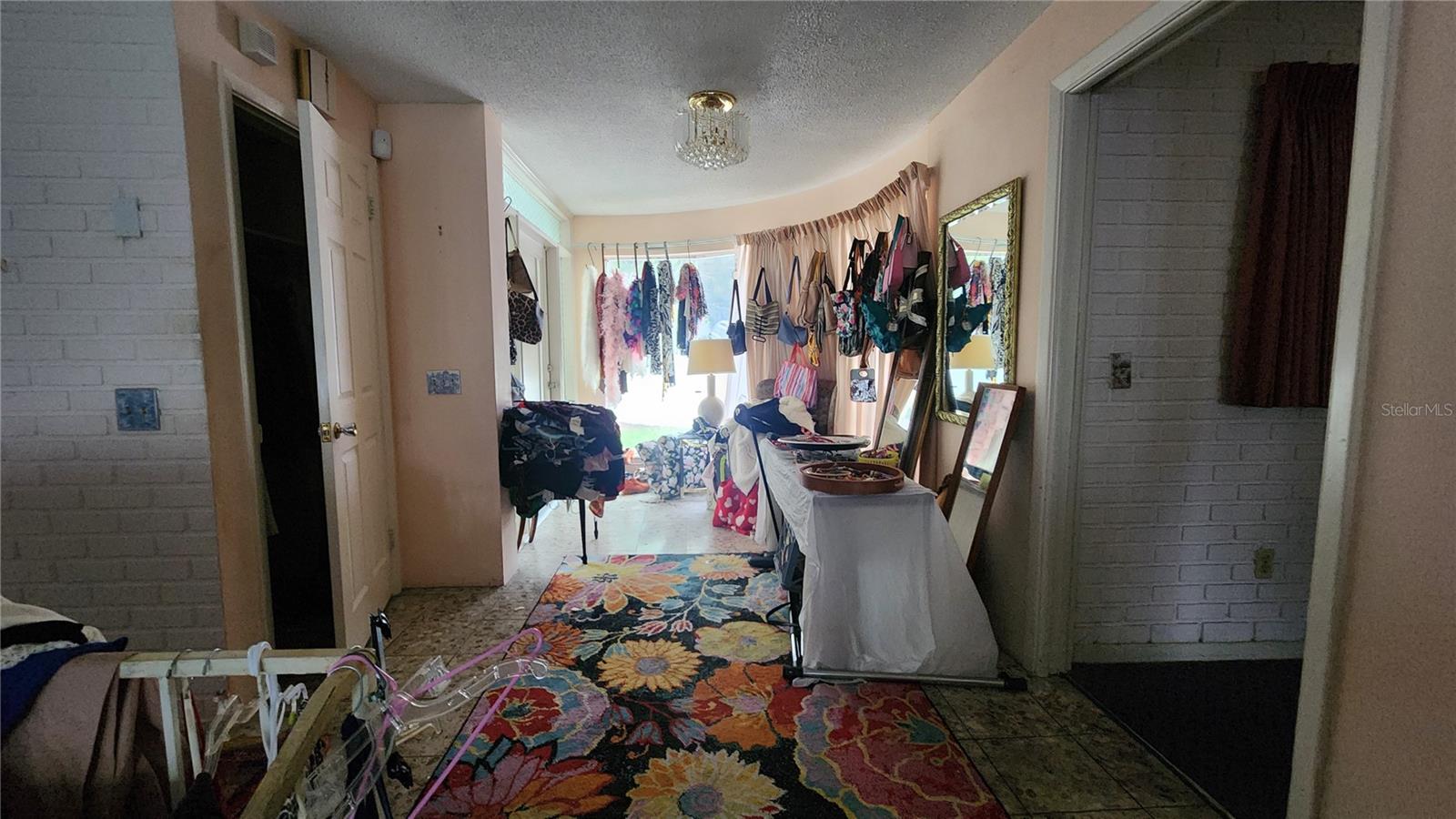 Image 18 of 66 For 7124 Jasmin Drive