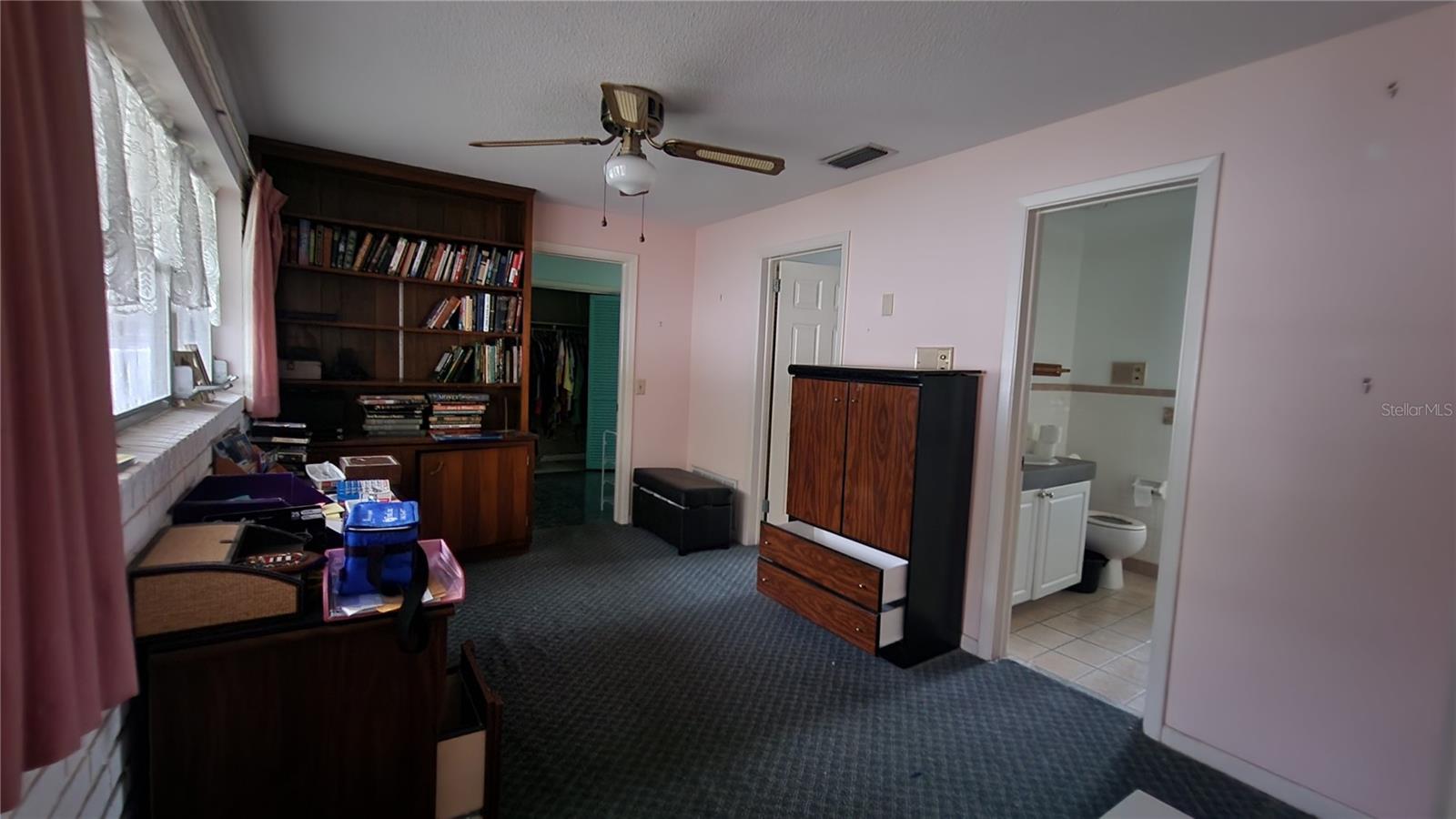 Image 20 of 66 For 7124 Jasmin Drive
