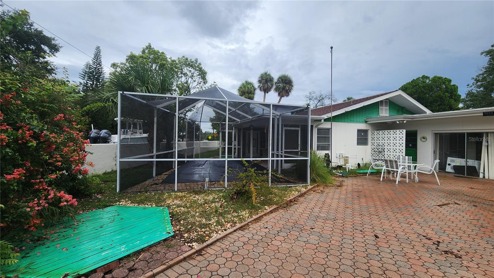 Image 3 of 66 For 7124 Jasmin Drive