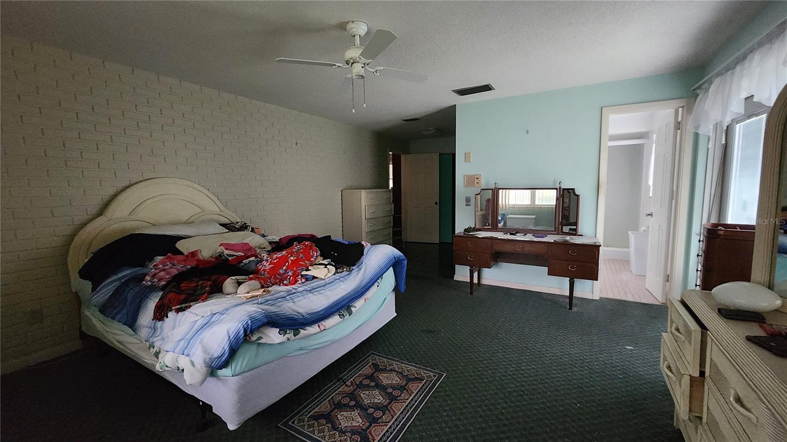 Image 33 of 66 For 7124 Jasmin Drive