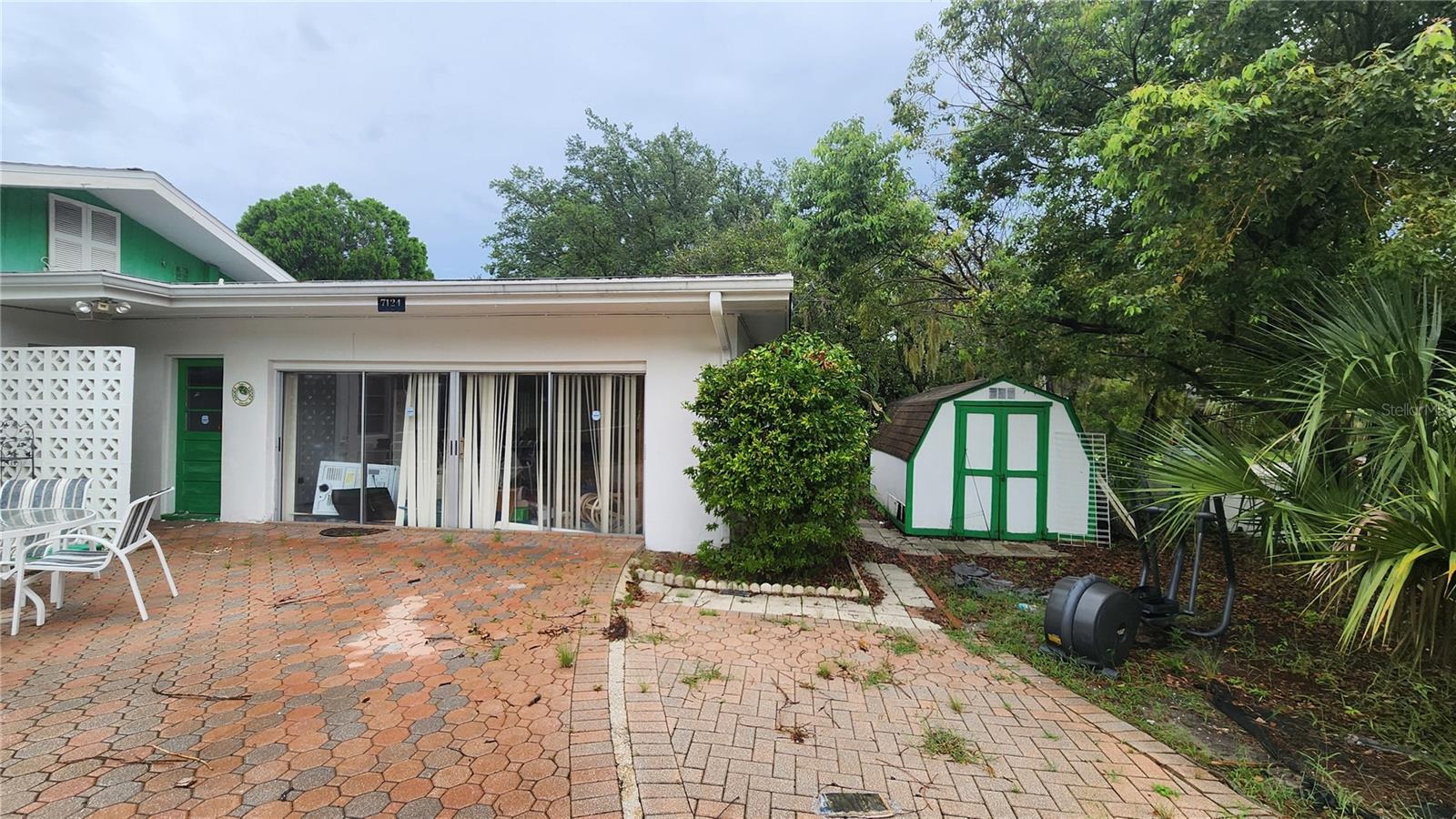 Image 4 of 66 For 7124 Jasmin Drive