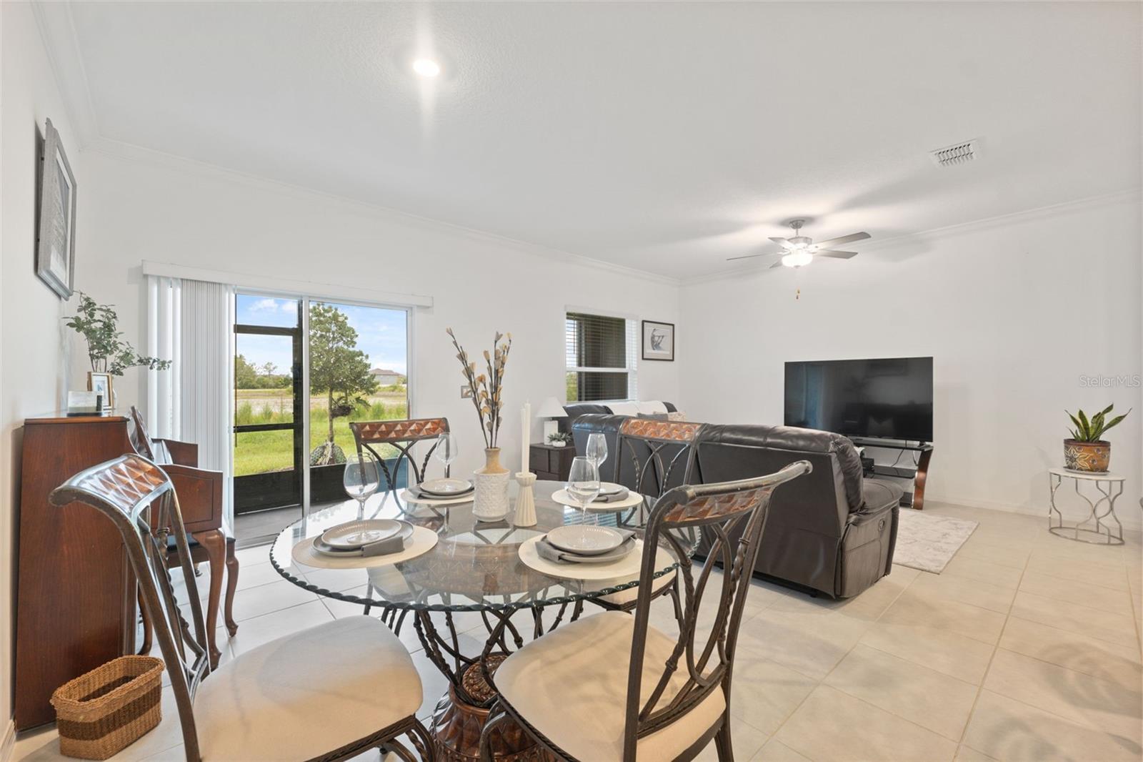 Image 11 of 27 For 8977 Gallantree Place