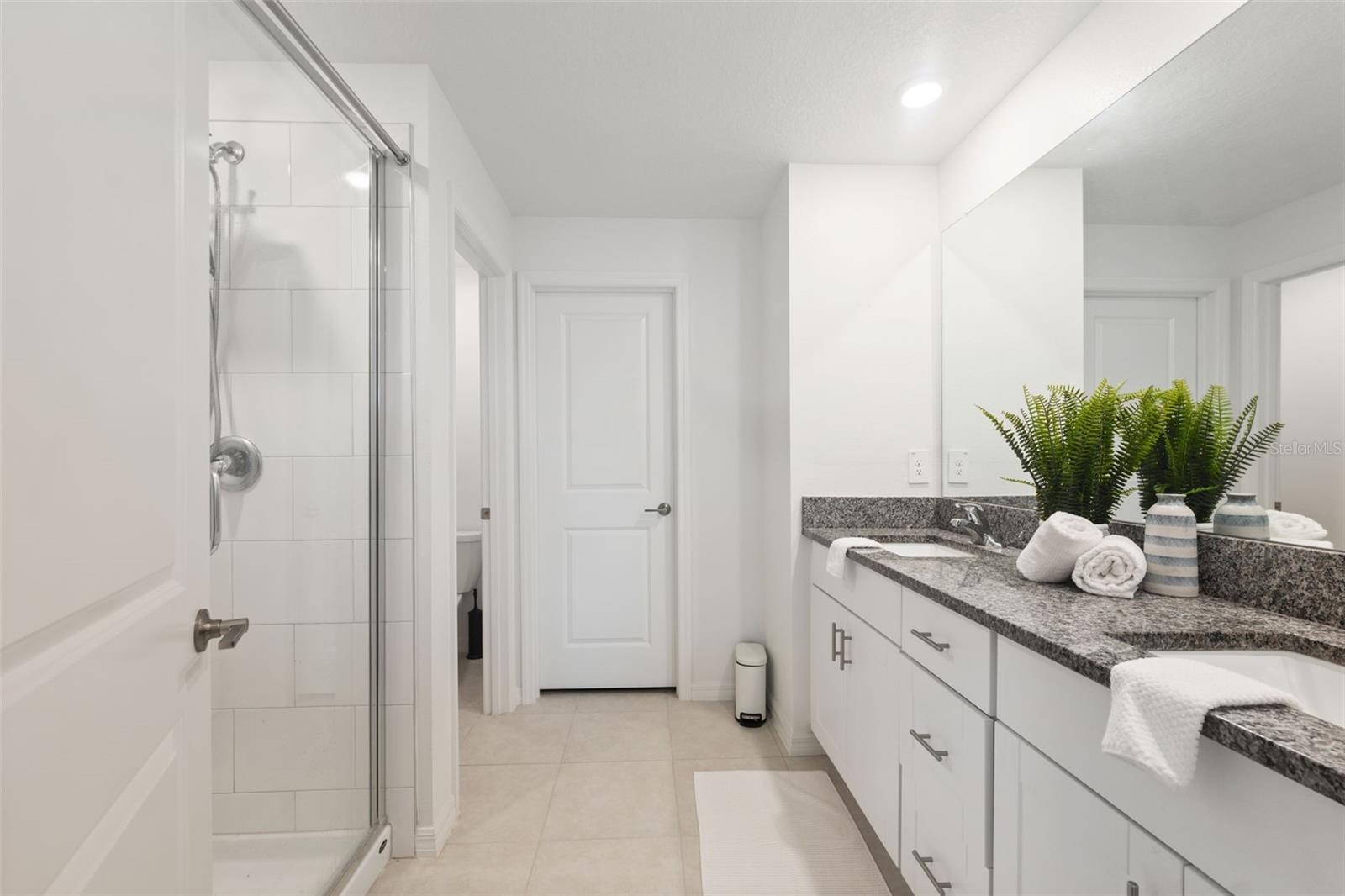 Image 15 of 27 For 8977 Gallantree Place